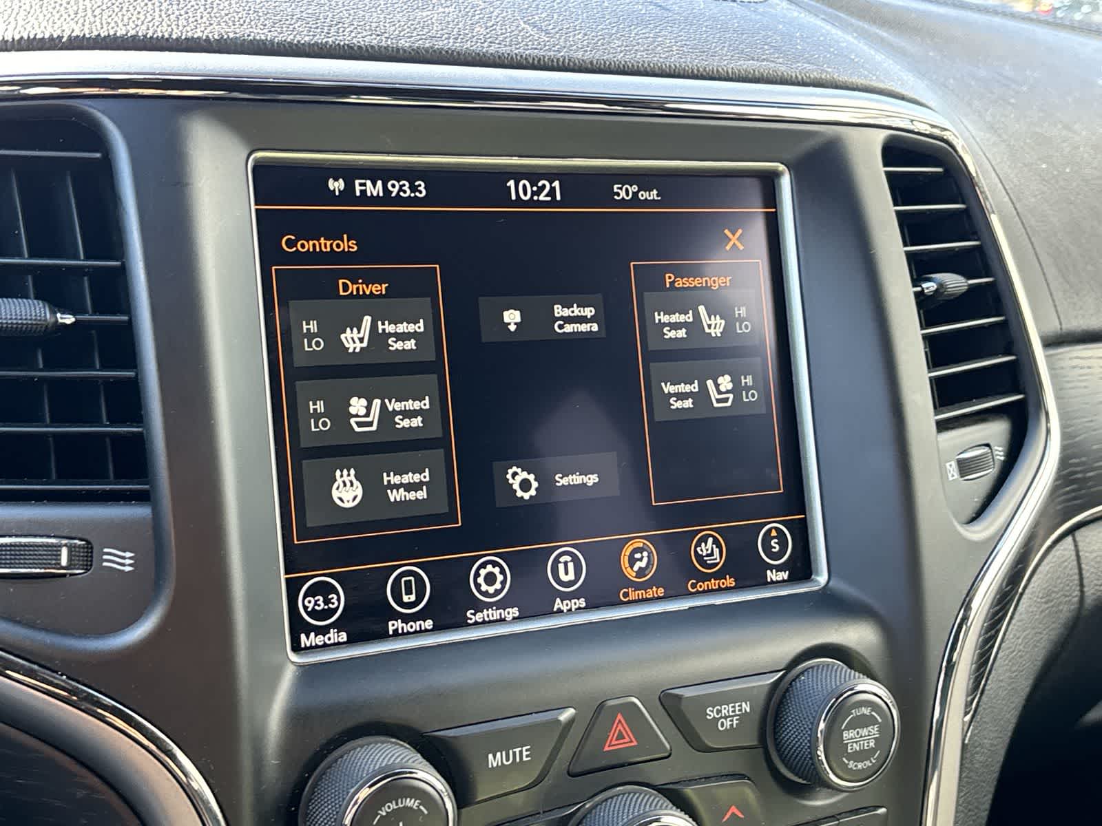 Thumbnail: 2018 Jeep Grand Cherokee - 20