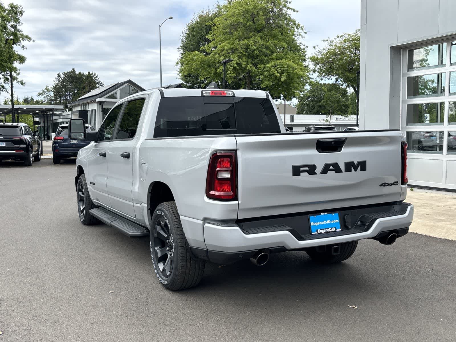 Thumbnail: 2026 RAM 1500 - 3