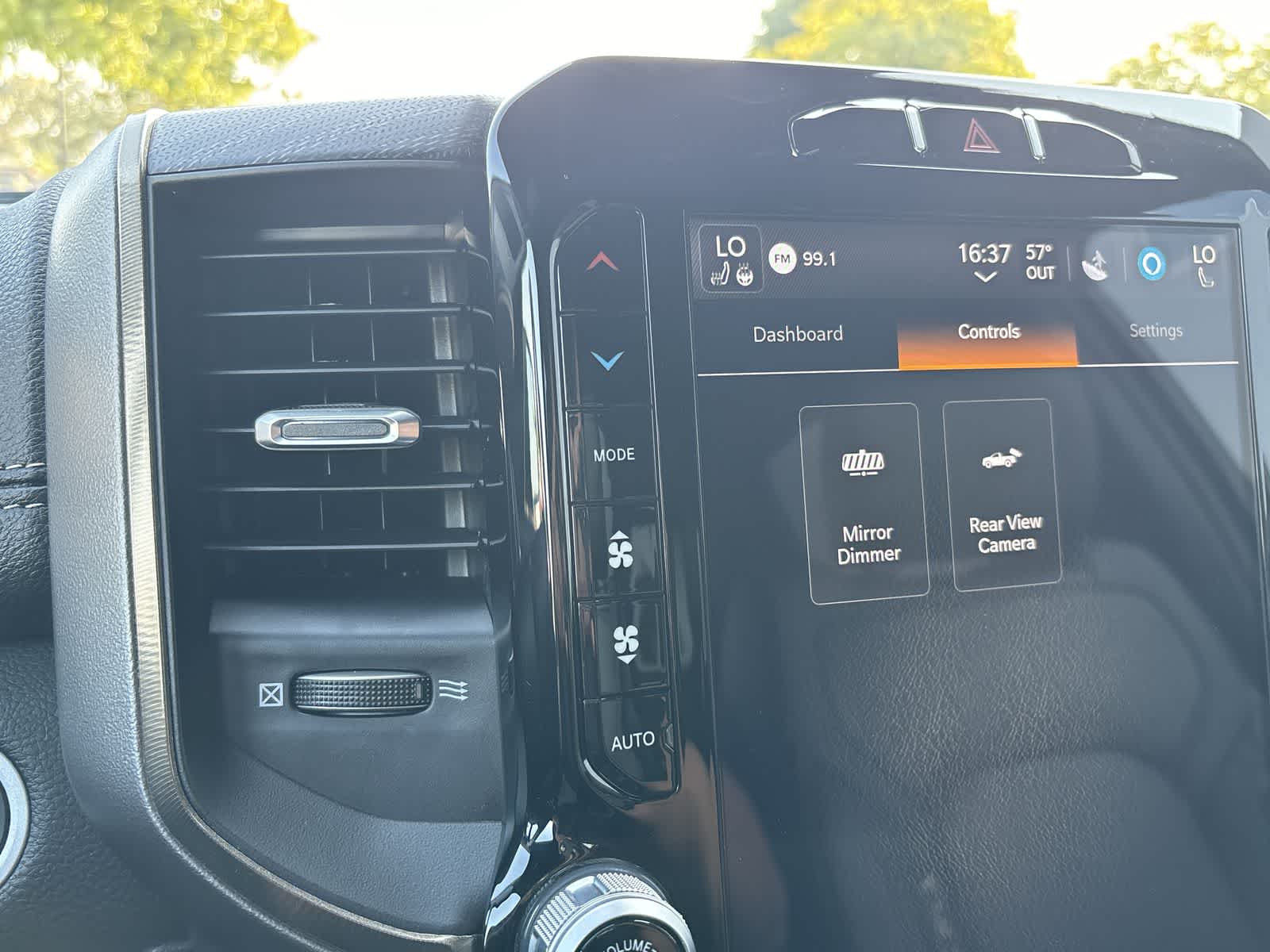 Thumbnail: 2023 RAM 1500 - 25