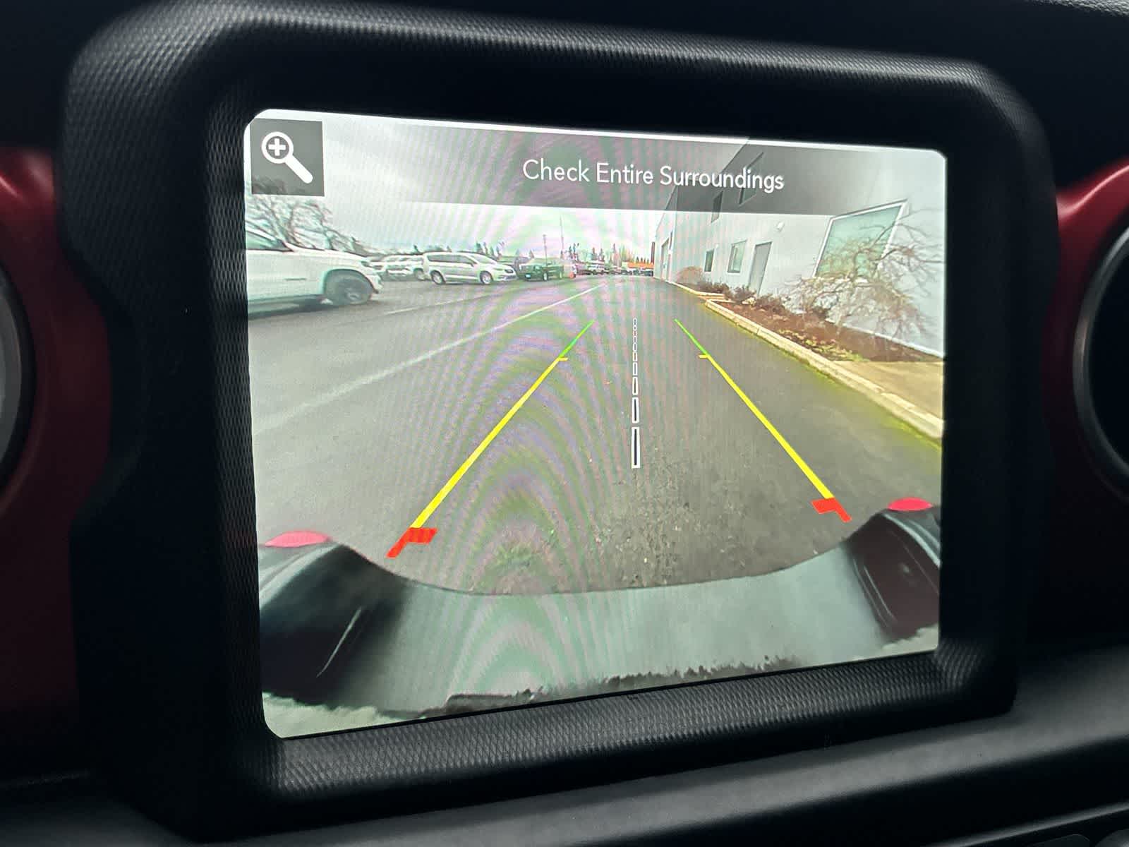 Thumbnail: 2021 Jeep Gladiator - 18