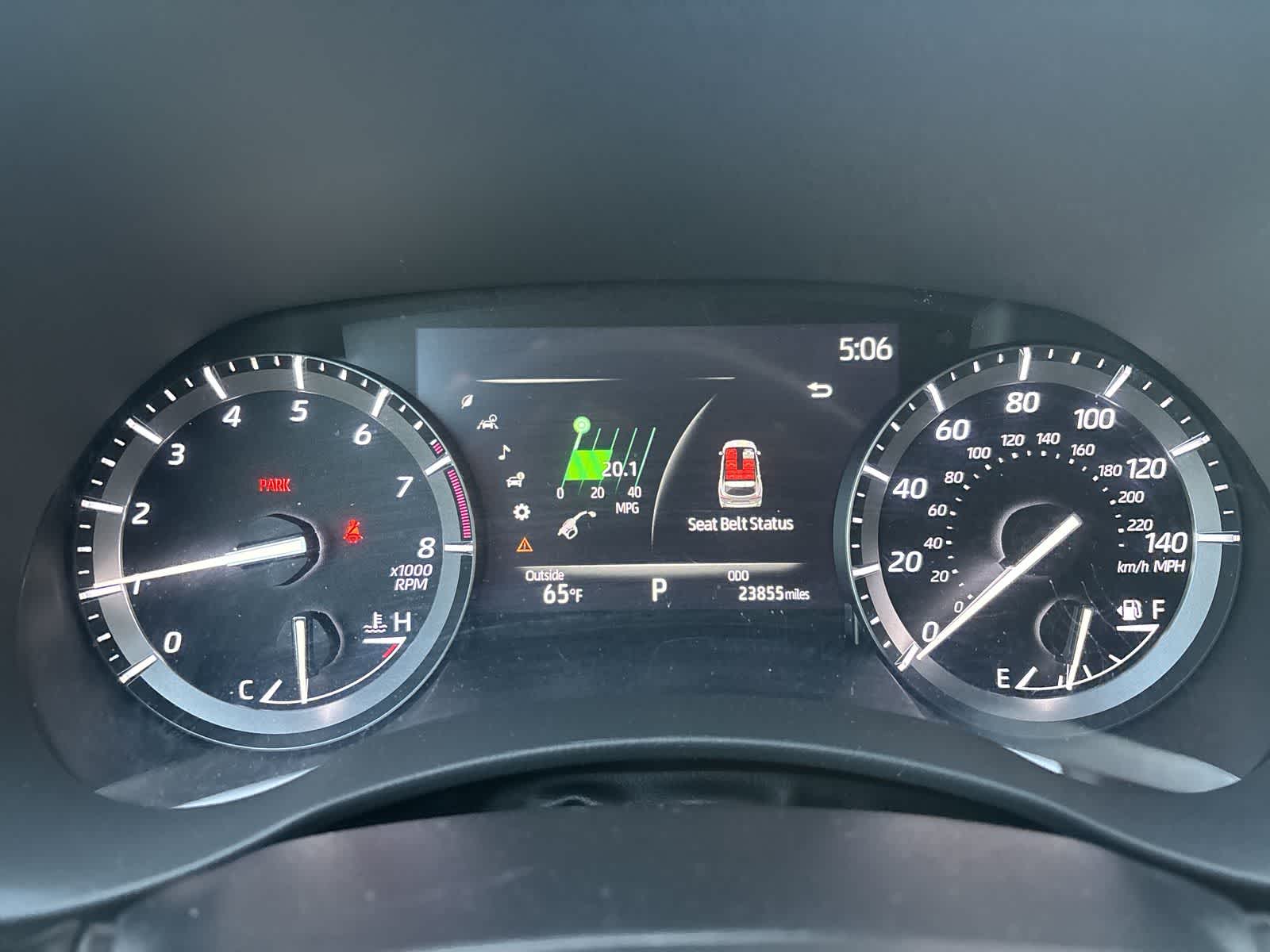 Thumbnail: 2021 Toyota Highlander - 12