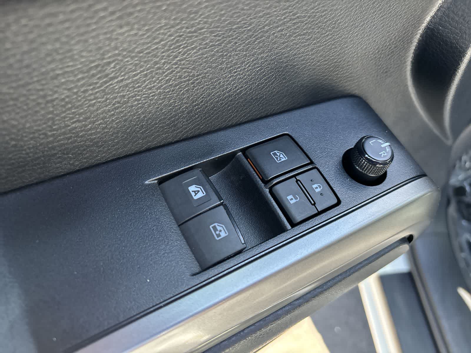 2019 Toyota Tacoma SR5 11