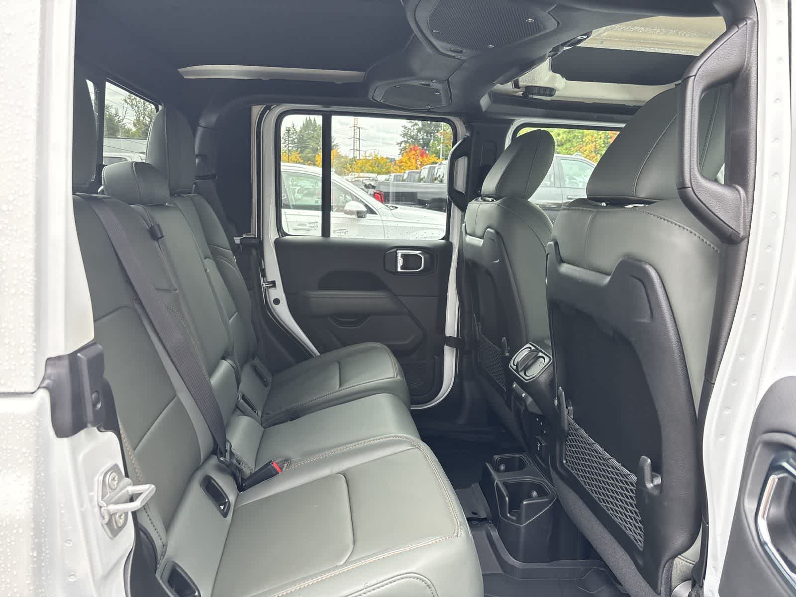 Thumbnail: 2025 Jeep Gladiator - 7