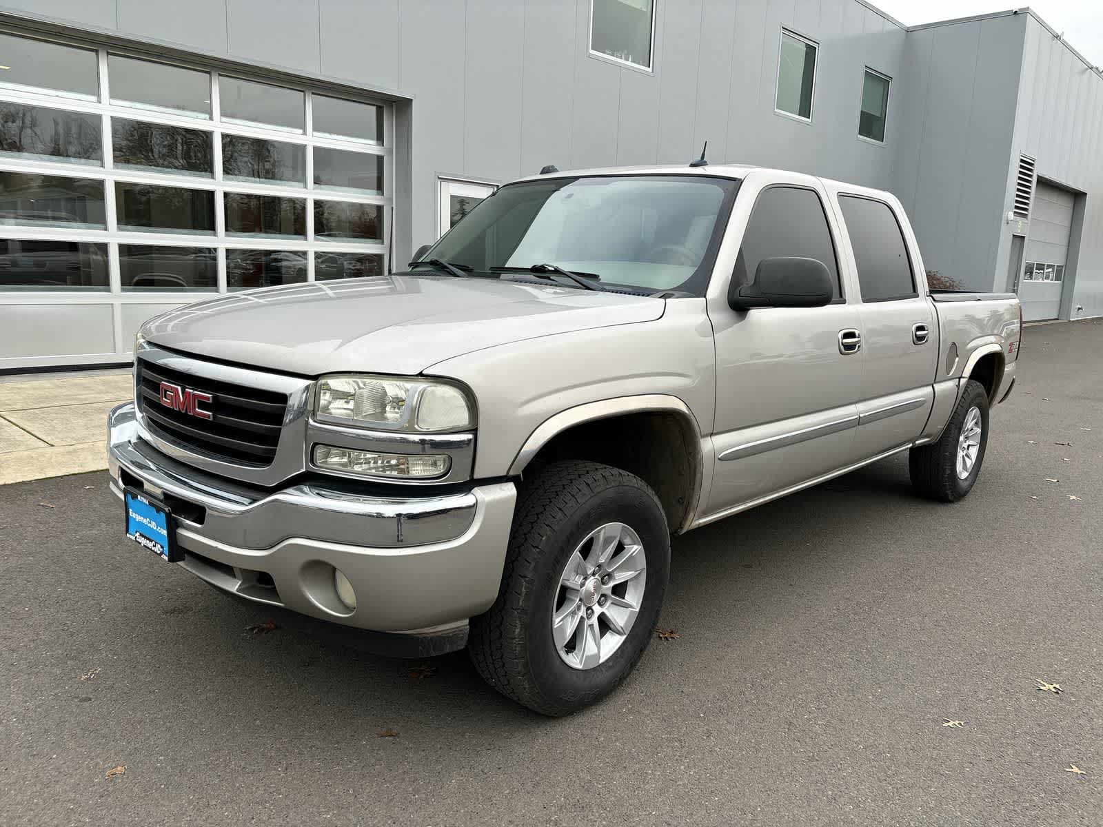 Thumbnail: 2005 GMC Sierra 1500 - 9