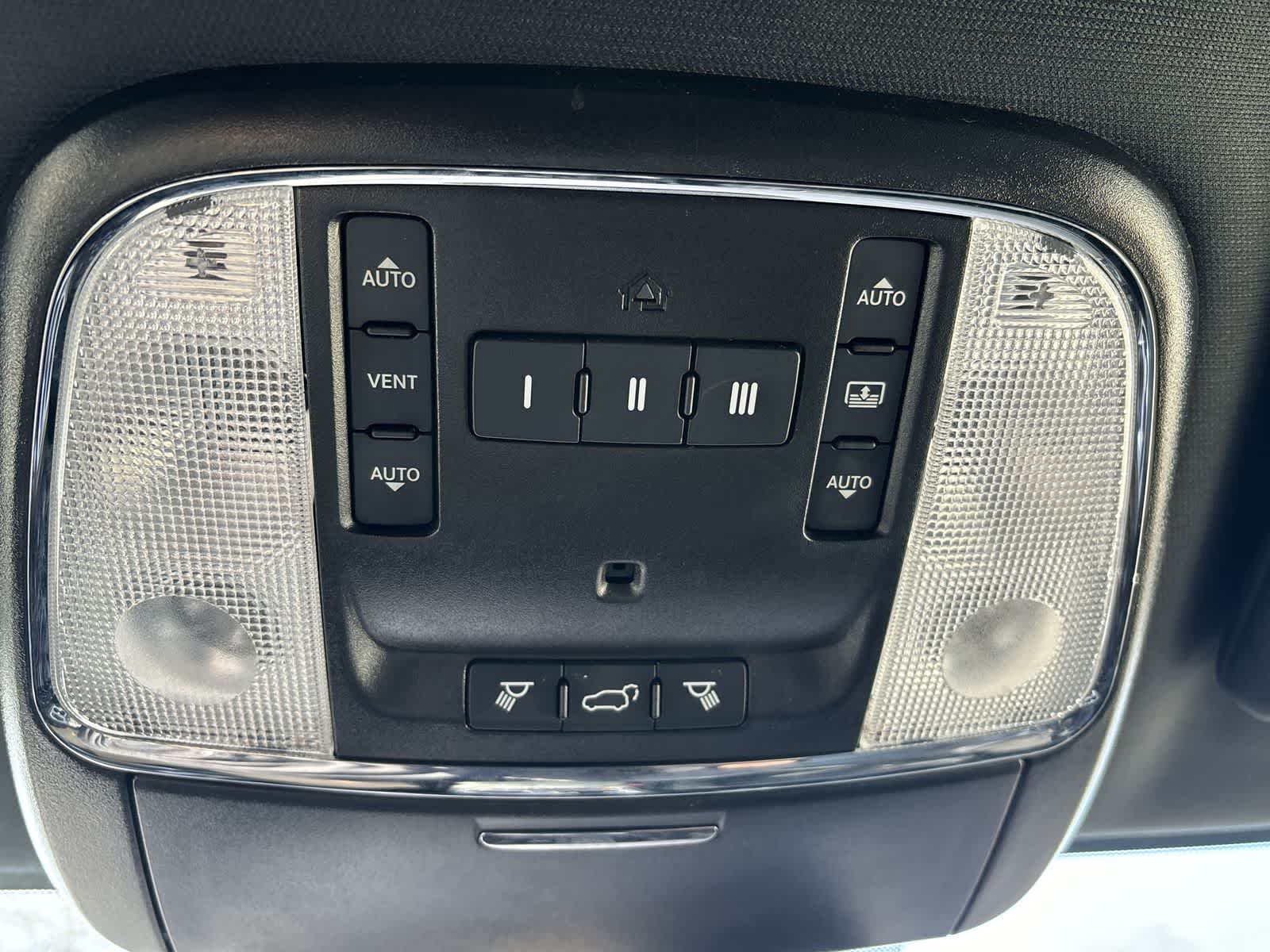 Thumbnail: 2021 Jeep Grand Cherokee - 27