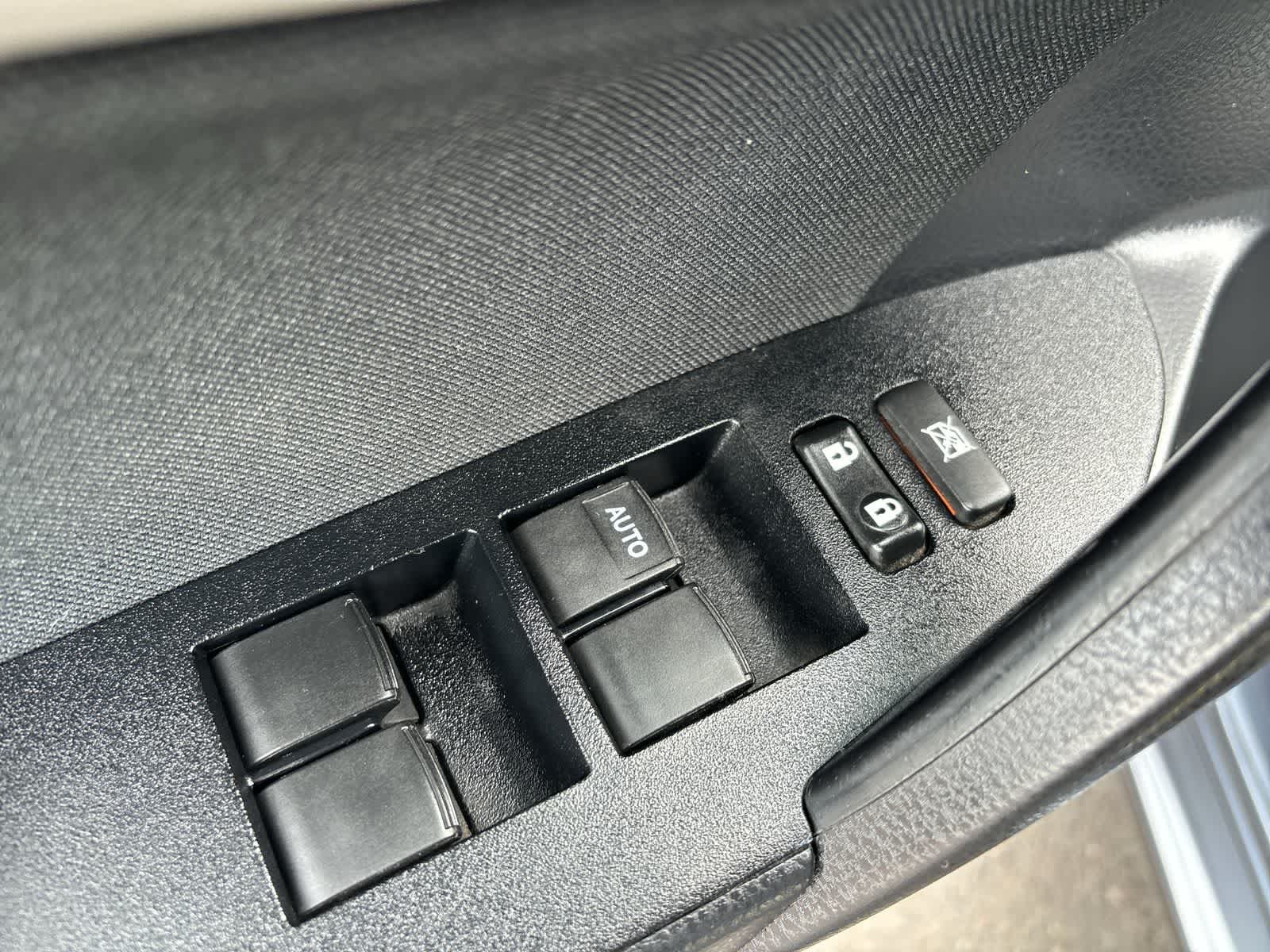 Thumbnail: 2015 Toyota Corolla - 10