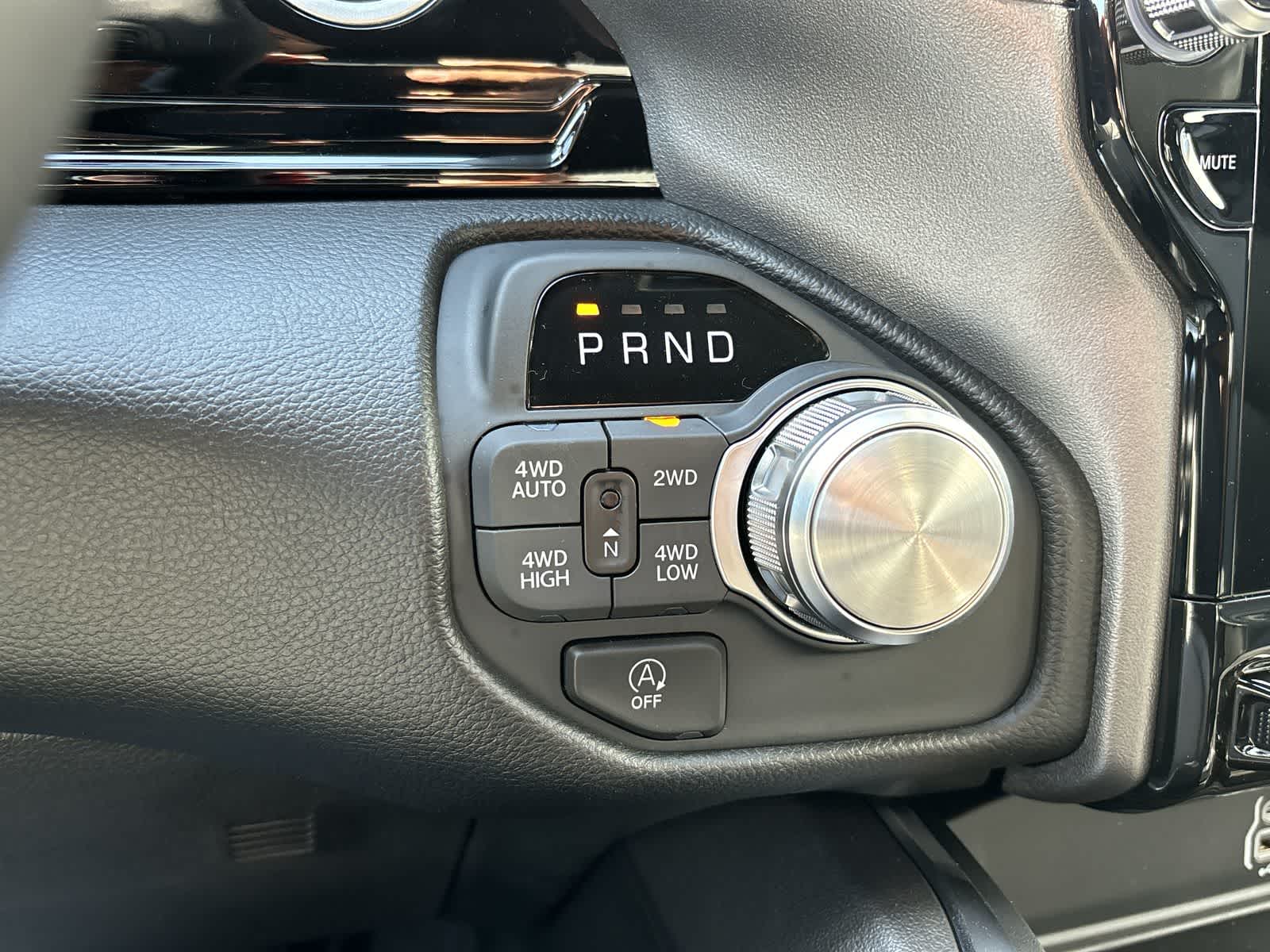 Thumbnail: 2026 RAM 1500 - 26