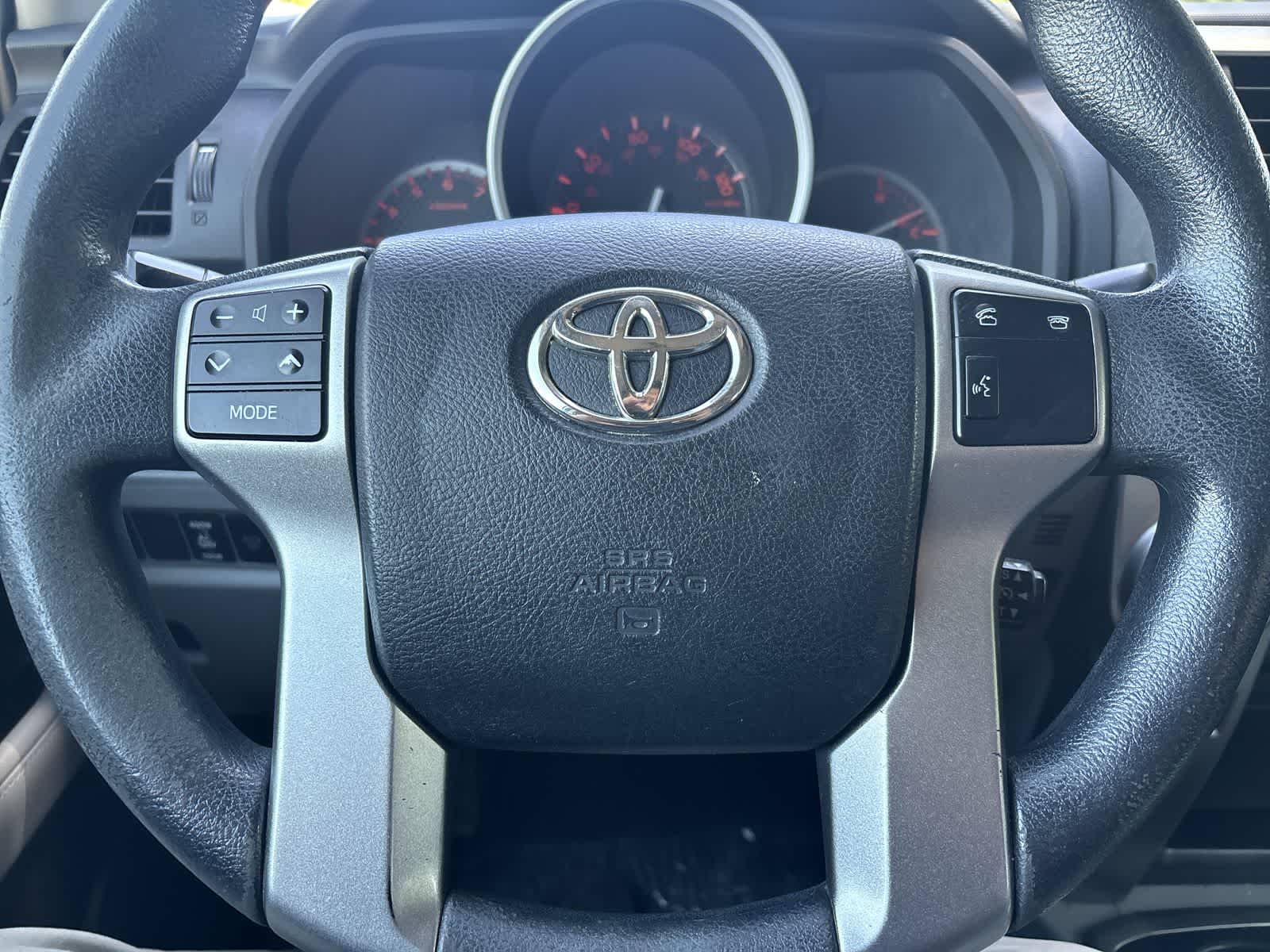 Thumbnail: 2012 Toyota 4Runner - 10