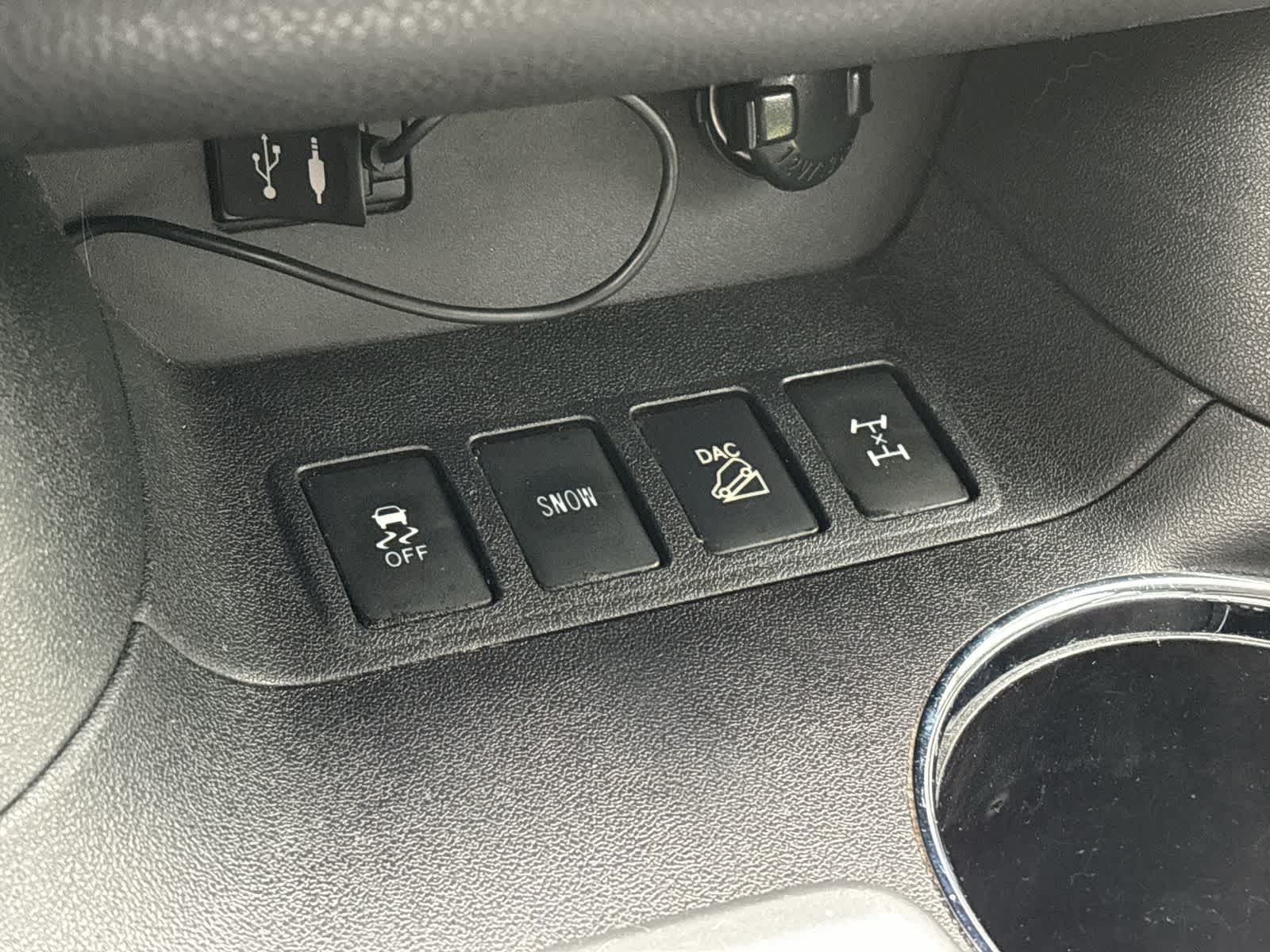 Thumbnail: 2014 Toyota Highlander - 20