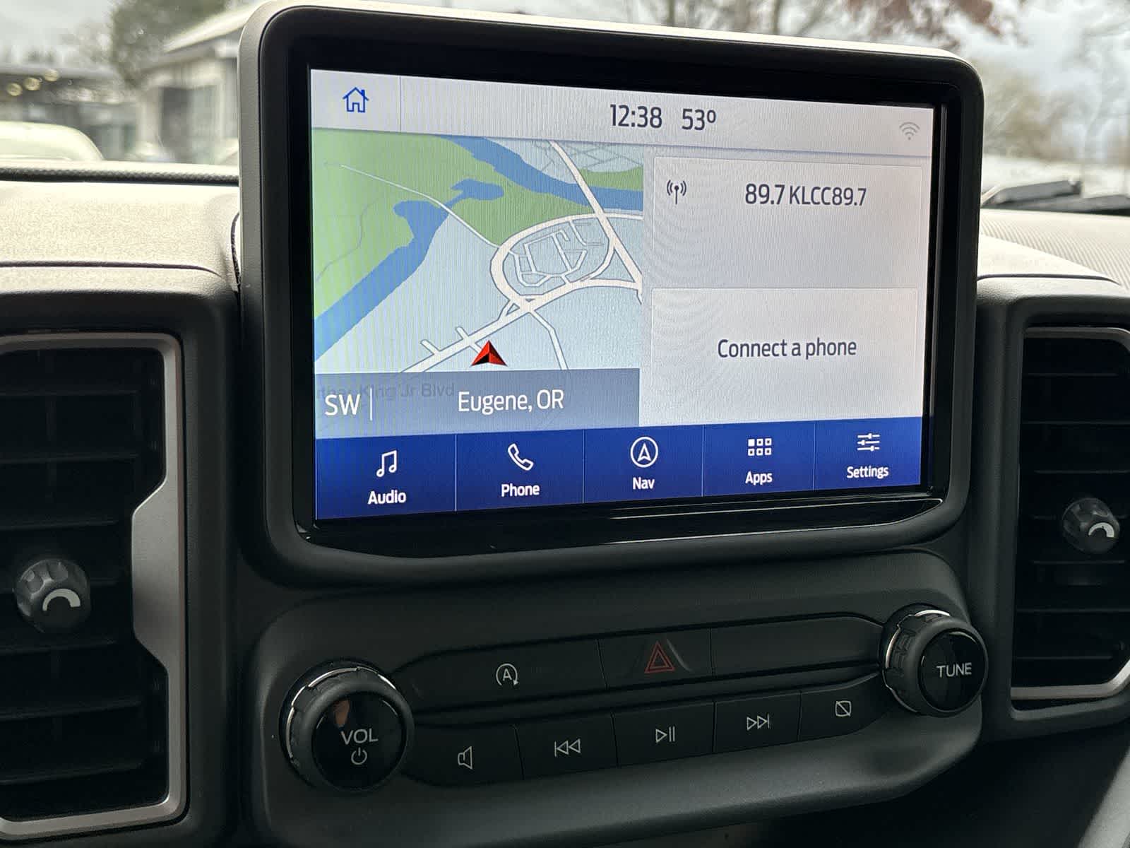 Thumbnail: 2021 Ford Bronco Sport - 15