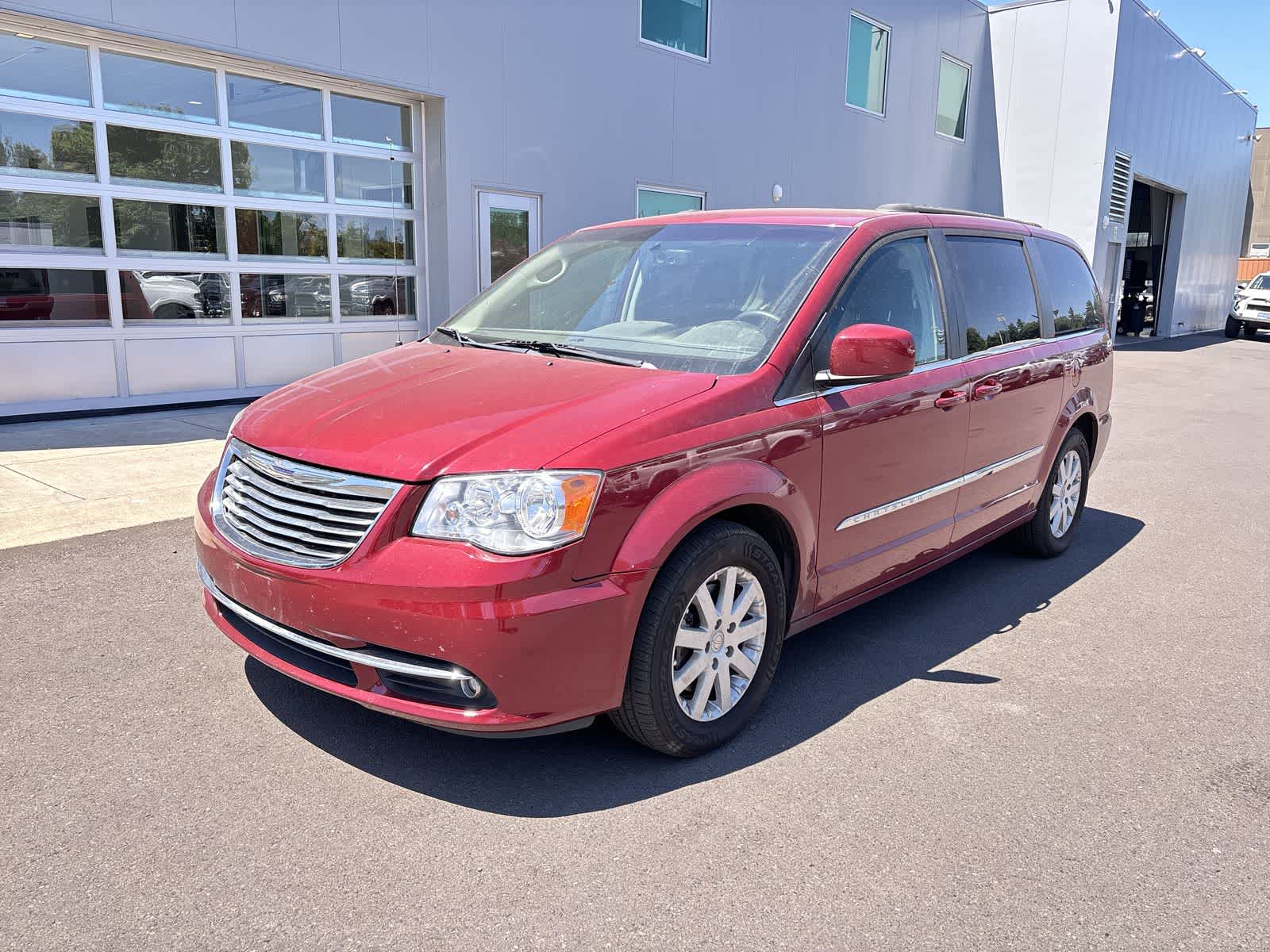 2015 Chrysler Town & Country Touring -
                  Eugene, OR