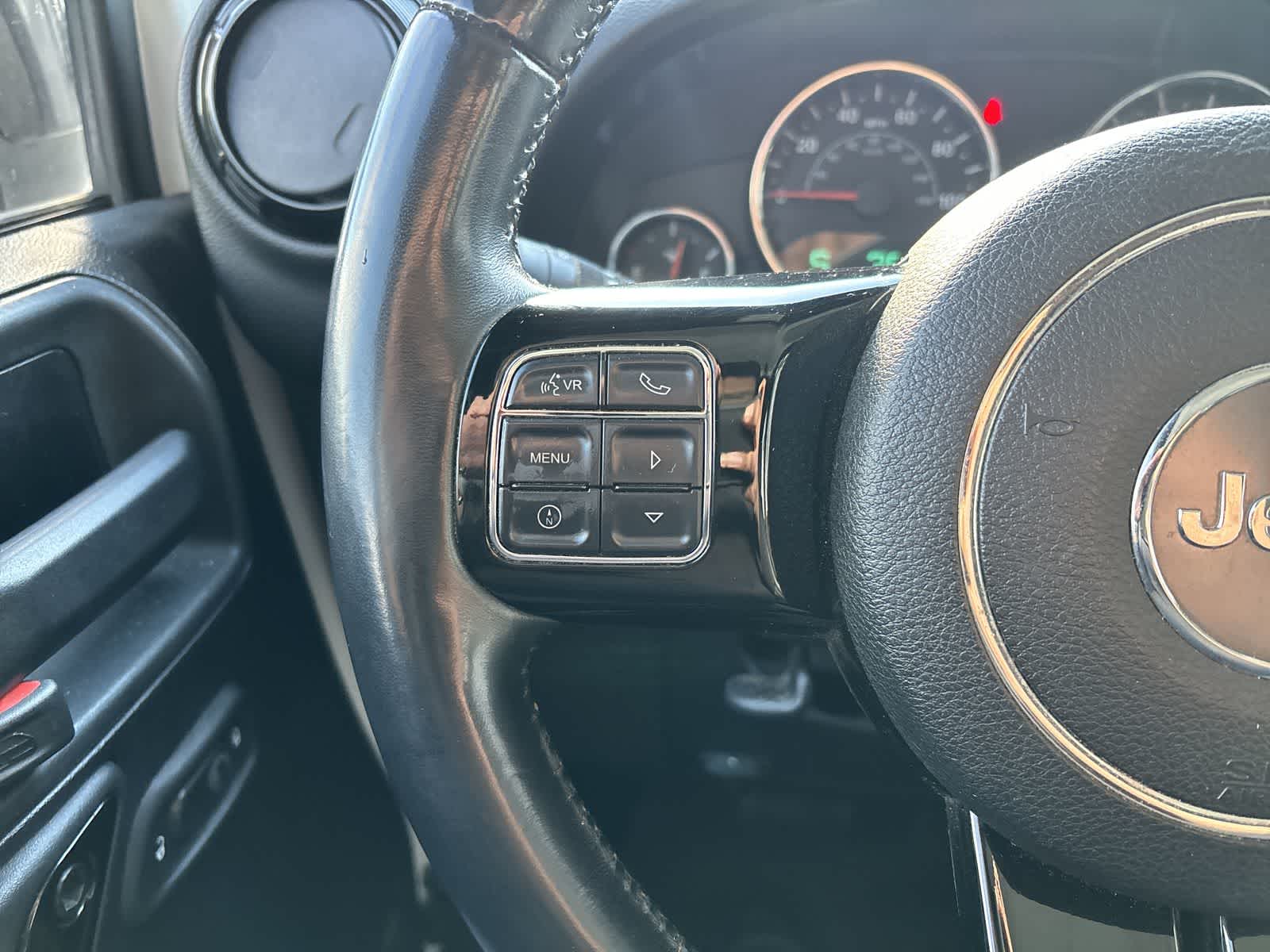 Thumbnail: 2014 Jeep Wrangler - 9