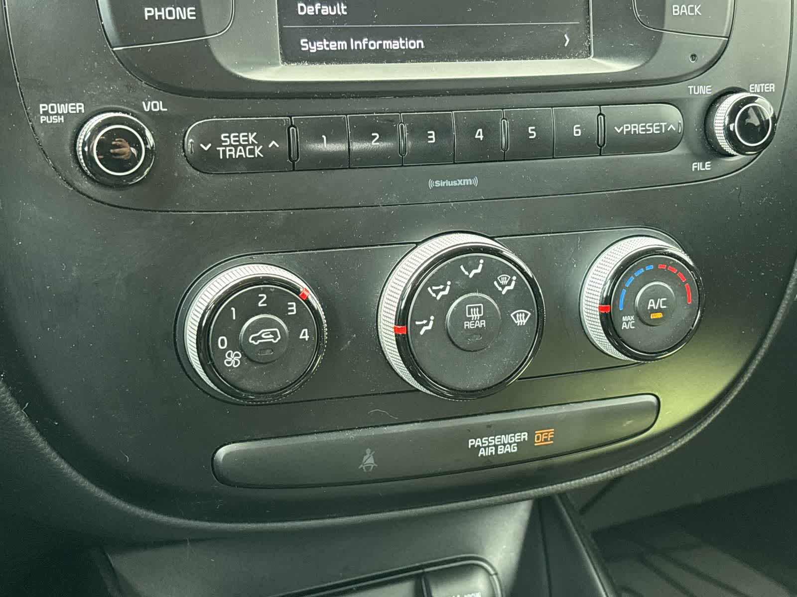 Thumbnail: 2017 Kia Soul - 19