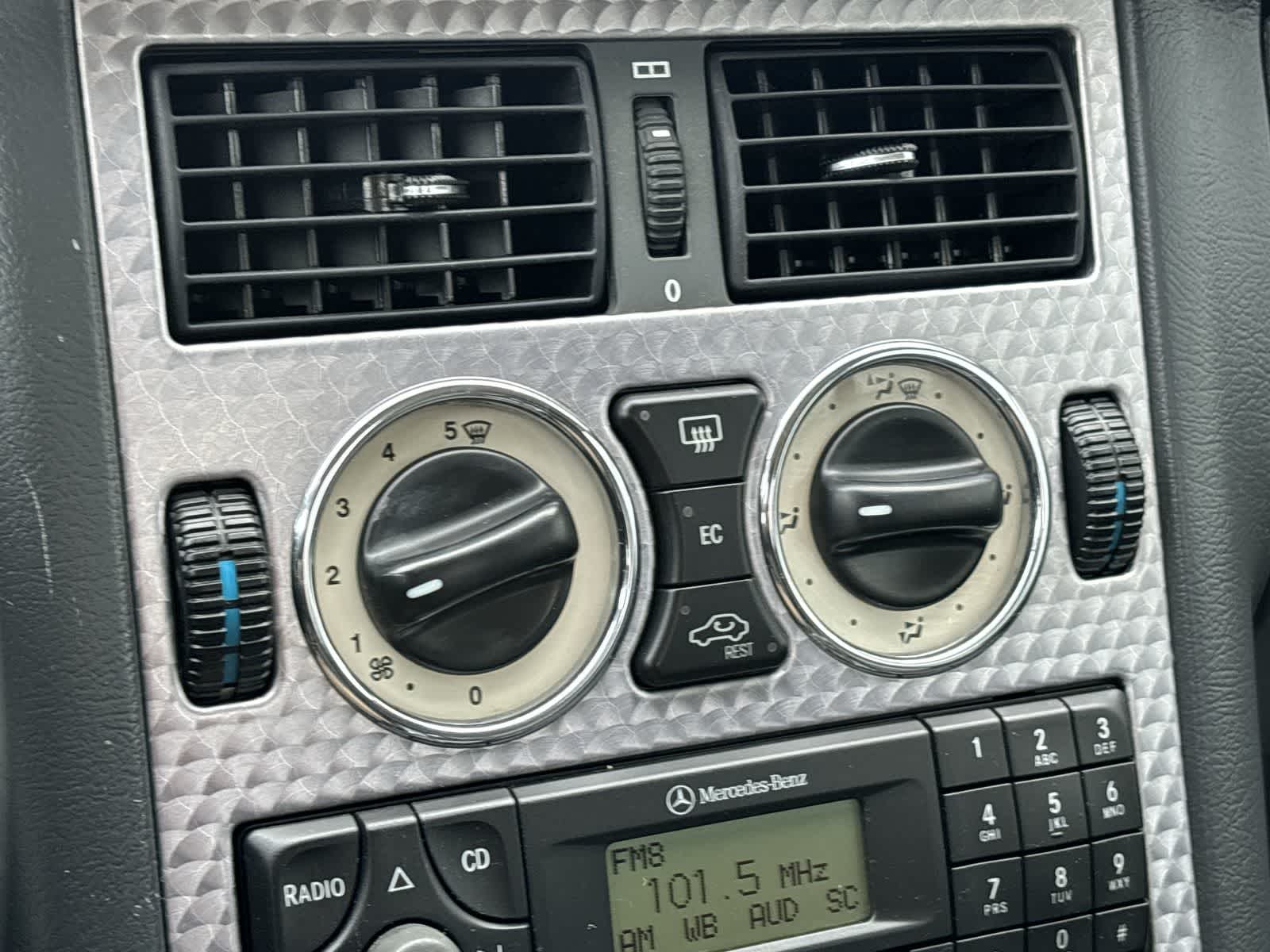 Thumbnail: 2002 Mercedes-Benz SLK - 15