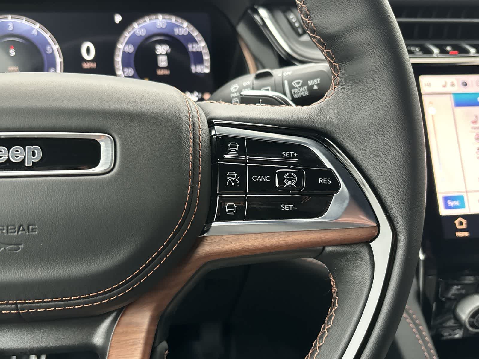 Thumbnail: 2025 Jeep Grand Cherokee - 15