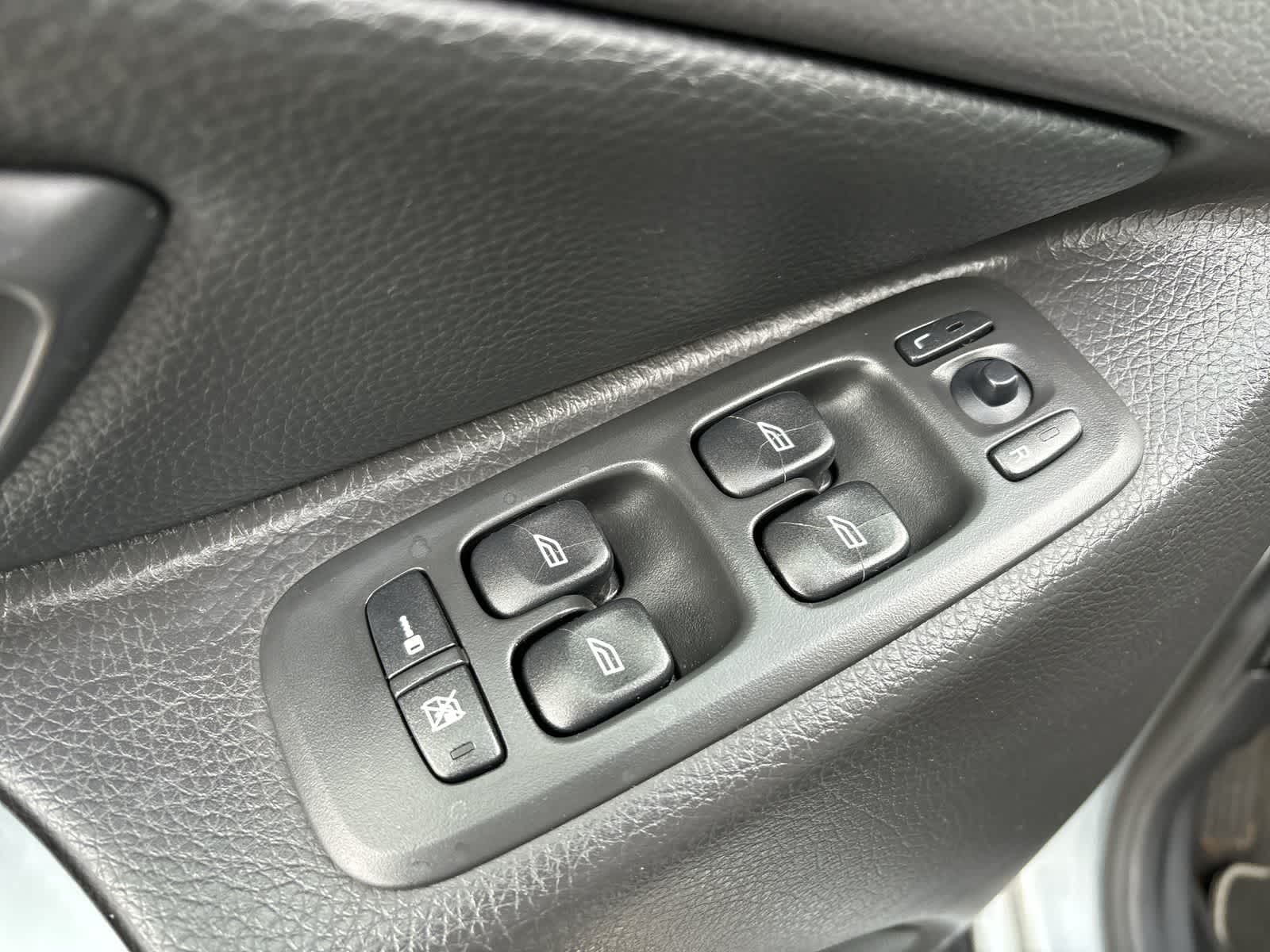 Thumbnail: 2008 Volvo XC90 - 8