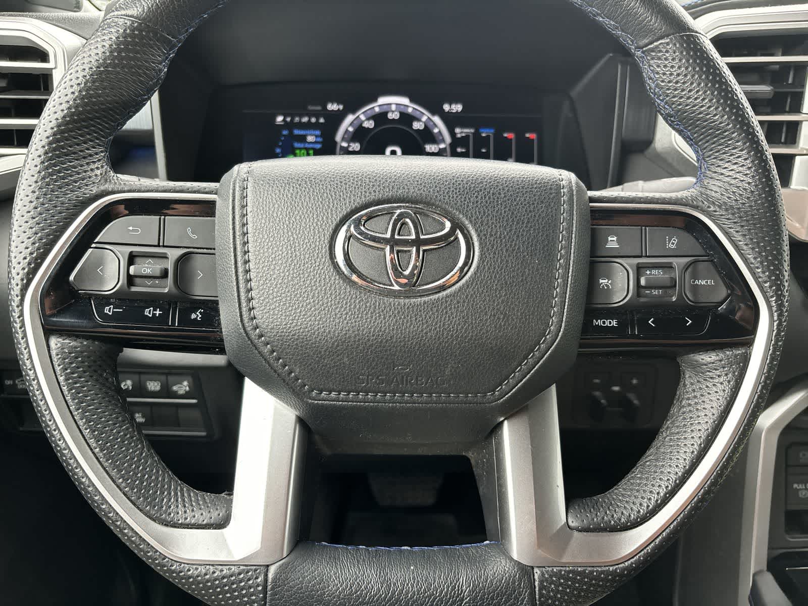 Thumbnail: 2024 Toyota Tundra - 10