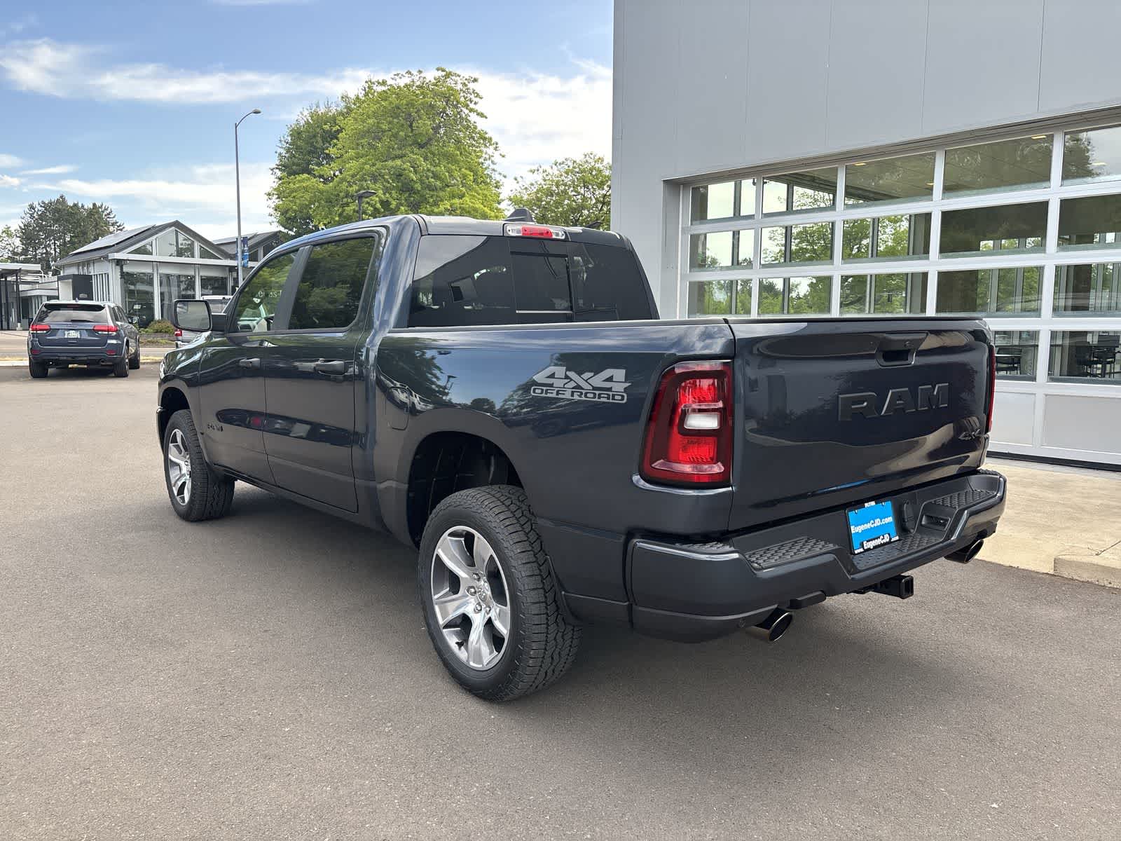 Thumbnail: 2026 RAM 1500 - 3