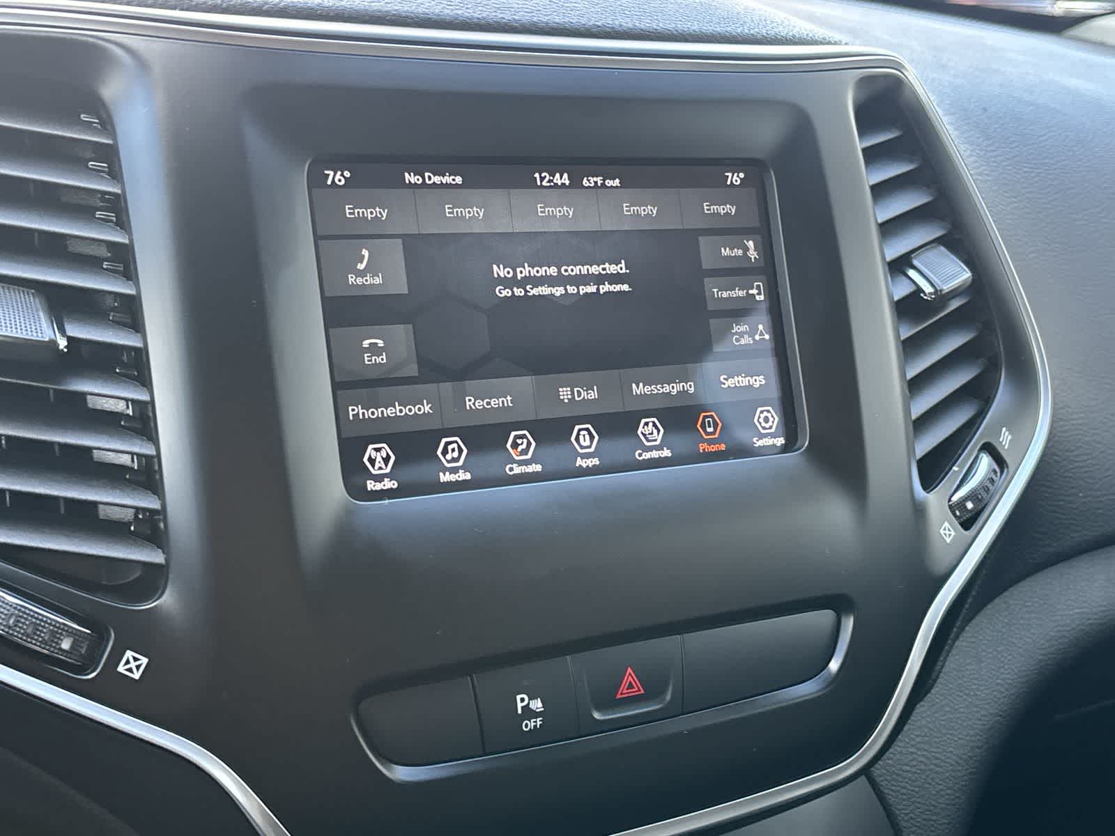 Thumbnail: 2019 Jeep Cherokee - 20