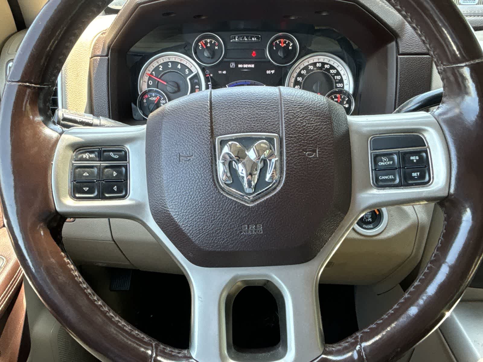 2014 RAM 3500 Laramie 7