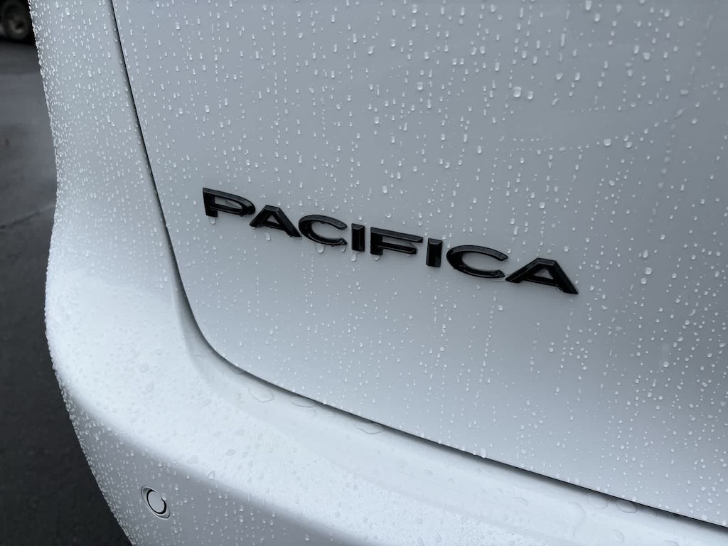 New 2026 Chrysler Pacifica Select Passenger Van