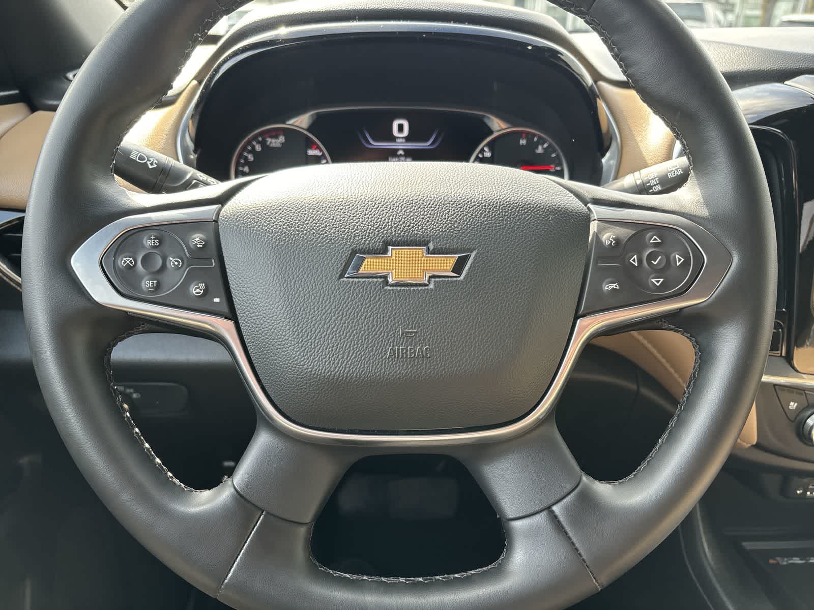 Thumbnail: 2023 Chevrolet Traverse - 11