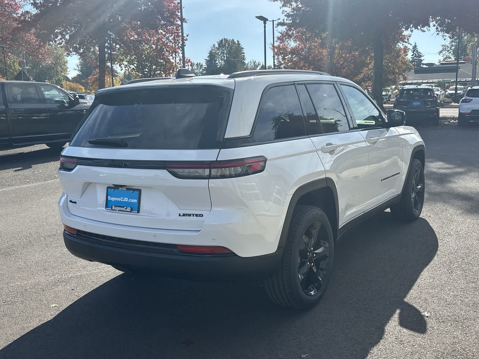 Thumbnail: 2025 Jeep Grand Cherokee - 5