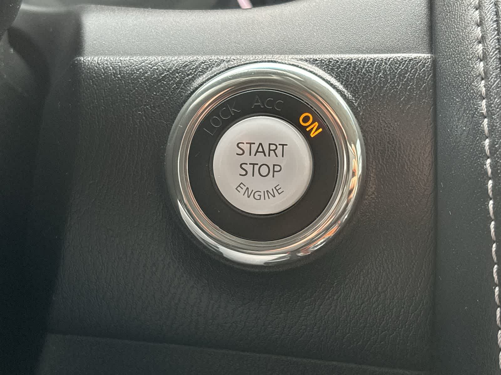 Thumbnail: 2017 INFINITI QX80 - 26