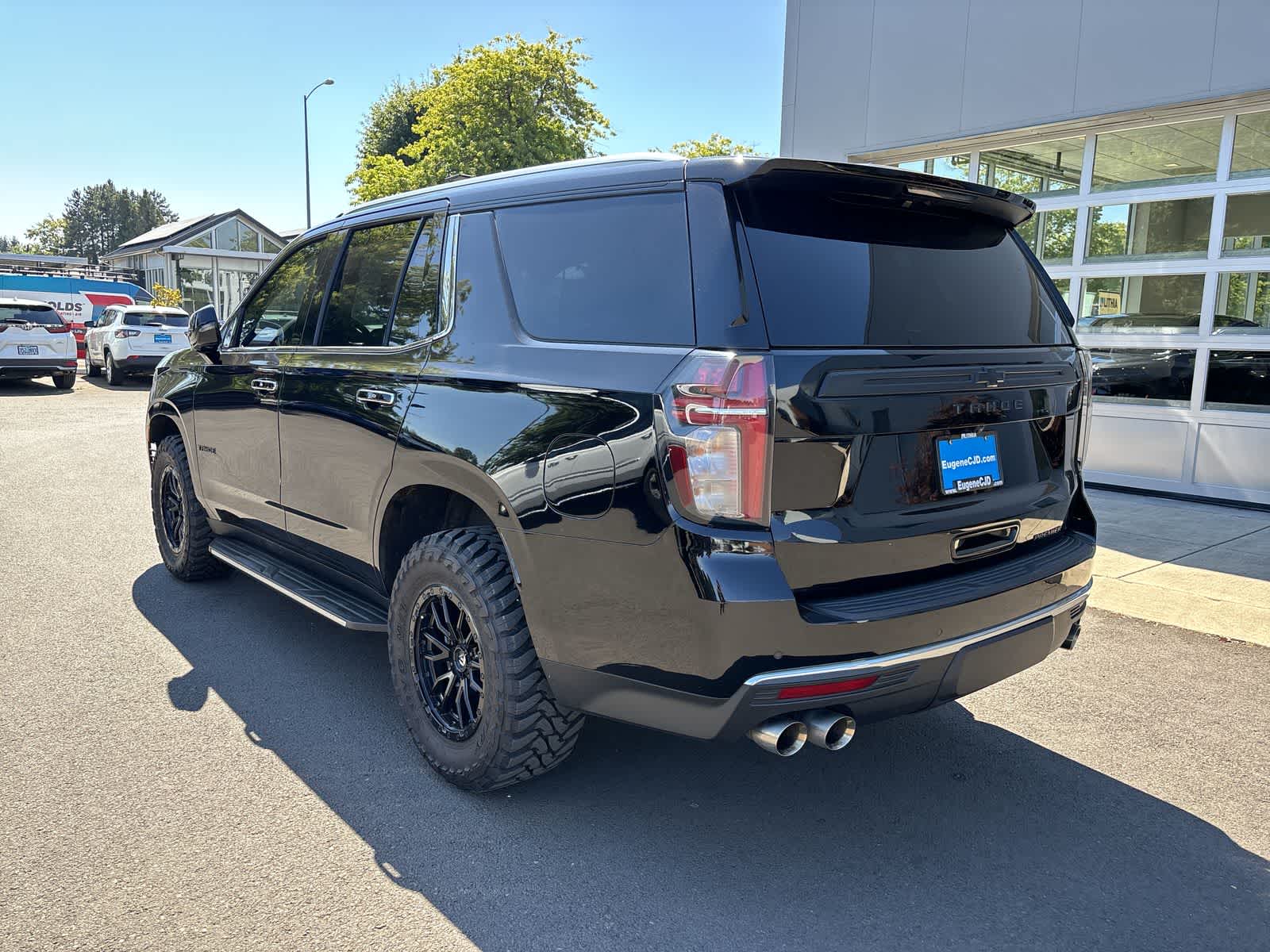 2022 Chevrolet Tahoe Premier photo 2