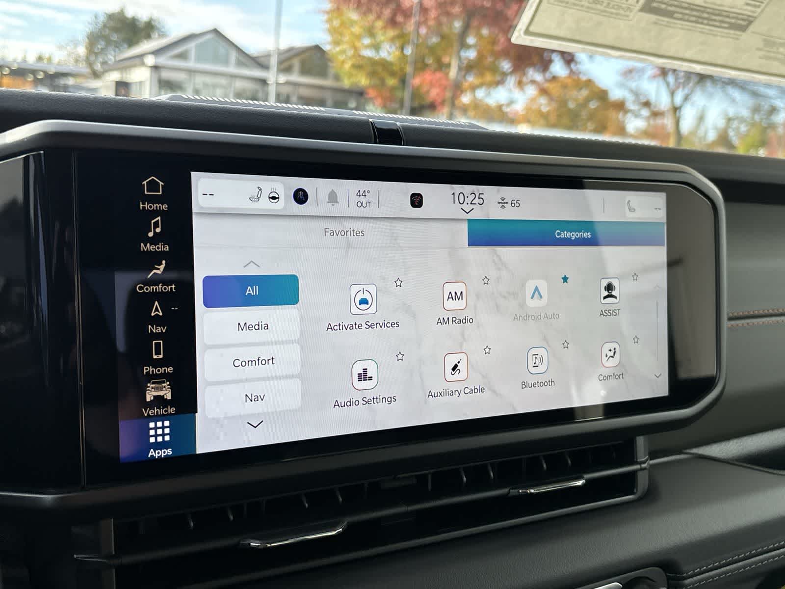 Thumbnail: 2025 Jeep Gladiator - 23