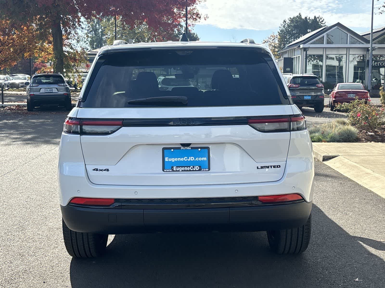 Thumbnail: 2025 Jeep Grand Cherokee - 4