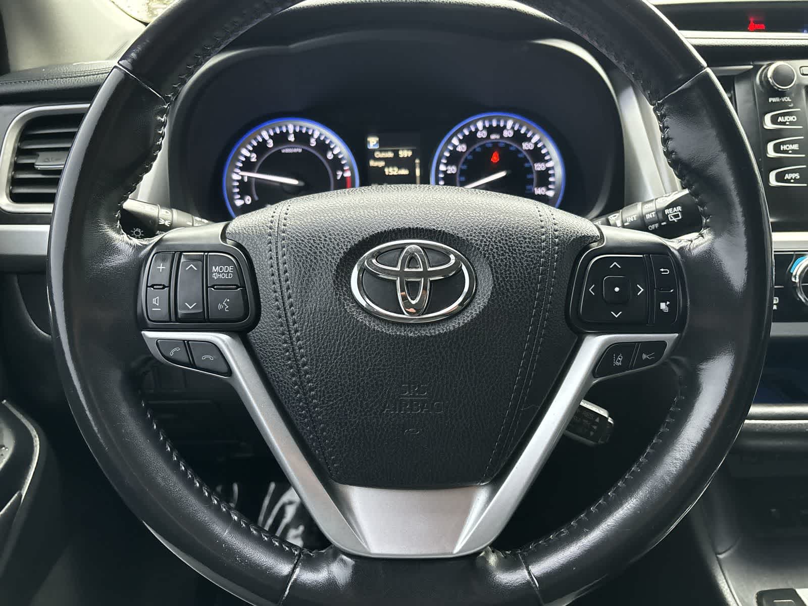 Thumbnail: 2017 Toyota Highlander - 9