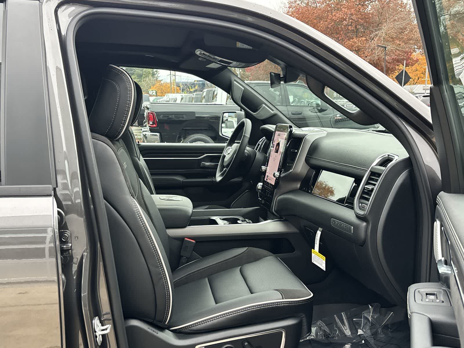 Thumbnail: 2026 RAM 1500 - 9