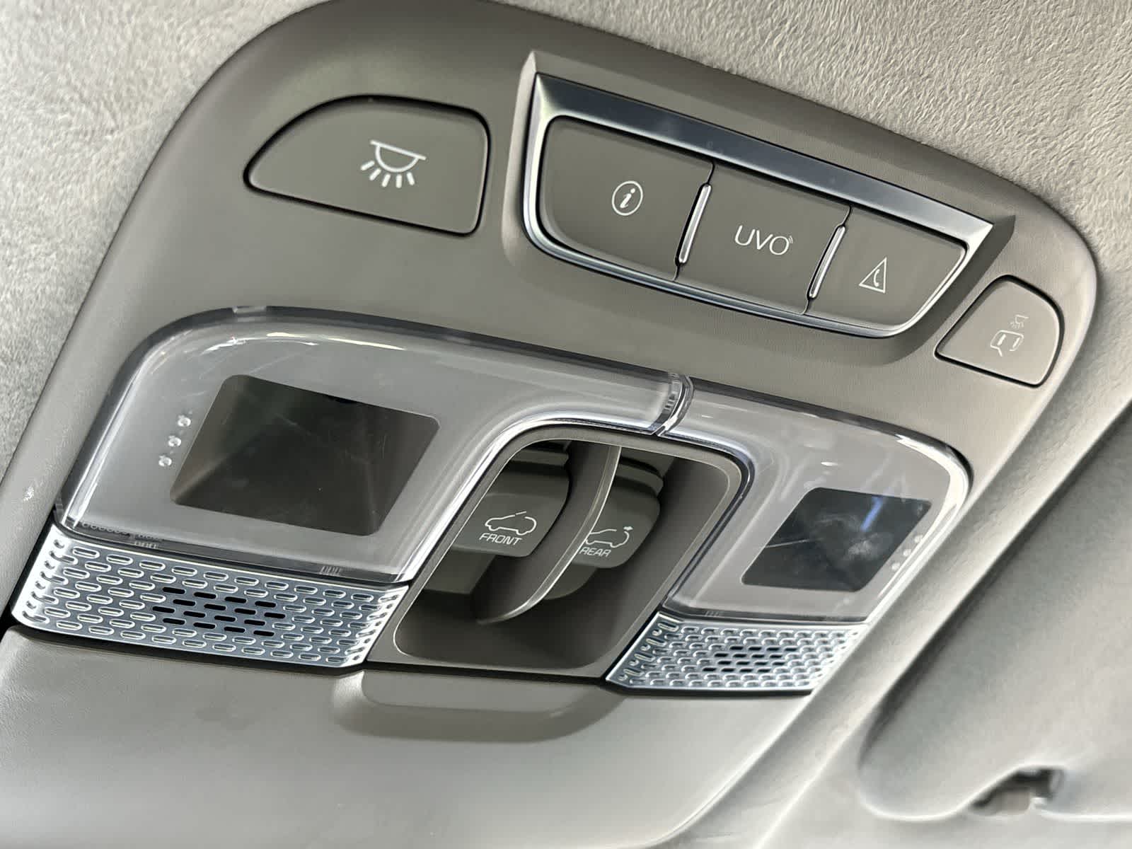 Thumbnail: 2020 Kia Telluride - 28
