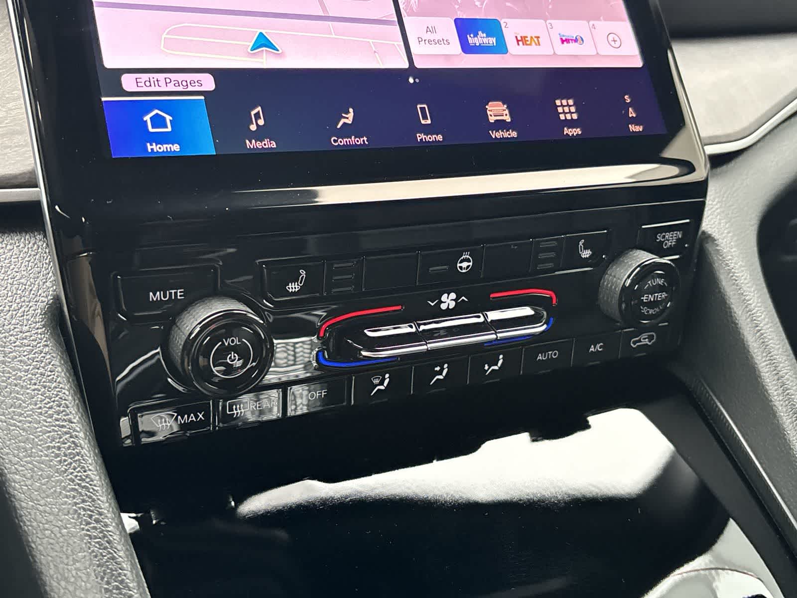 Thumbnail: 2025 Jeep Grand Cherokee - 22