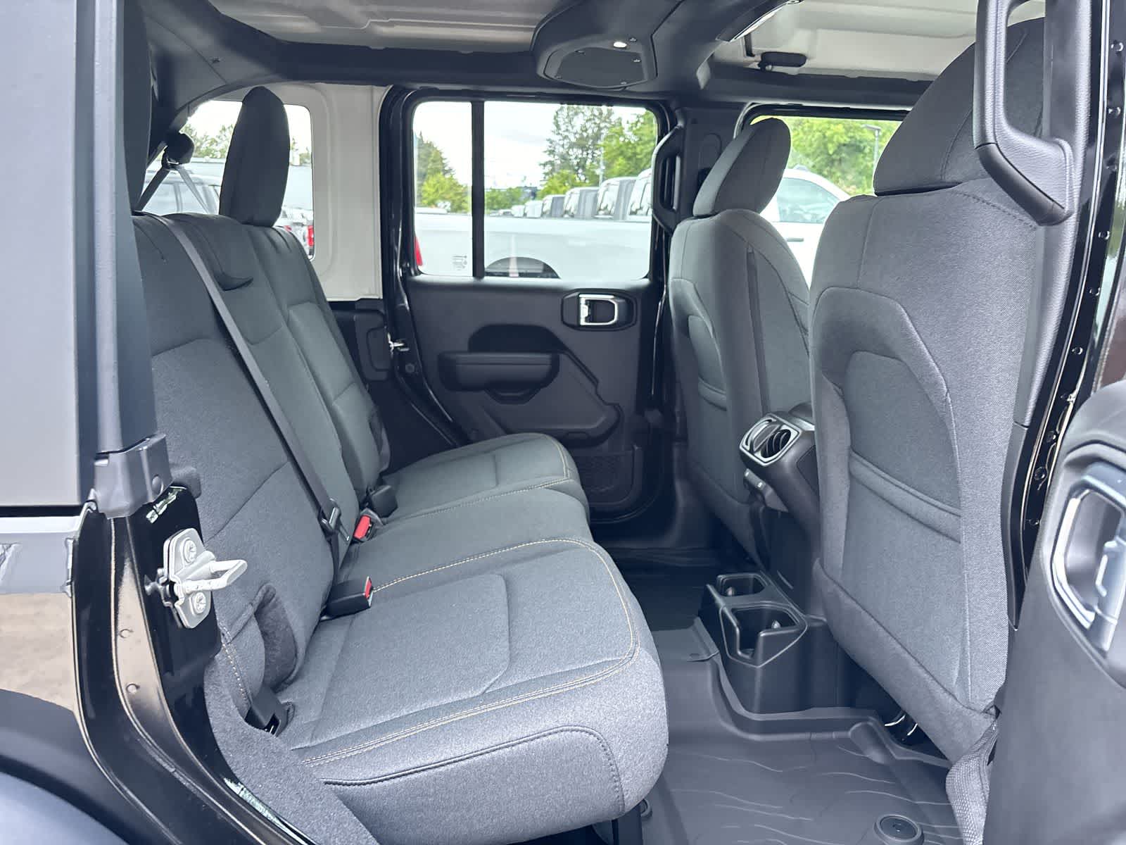 Thumbnail: 2024 Jeep Wrangler - 7