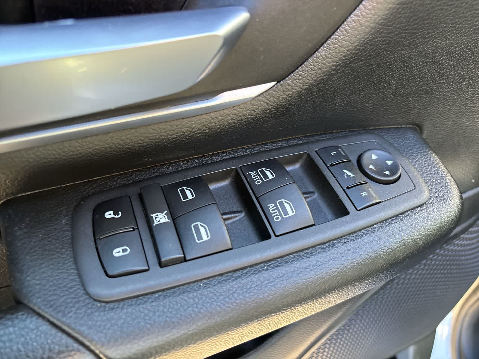 Thumbnail: 2022 RAM 1500 - 10