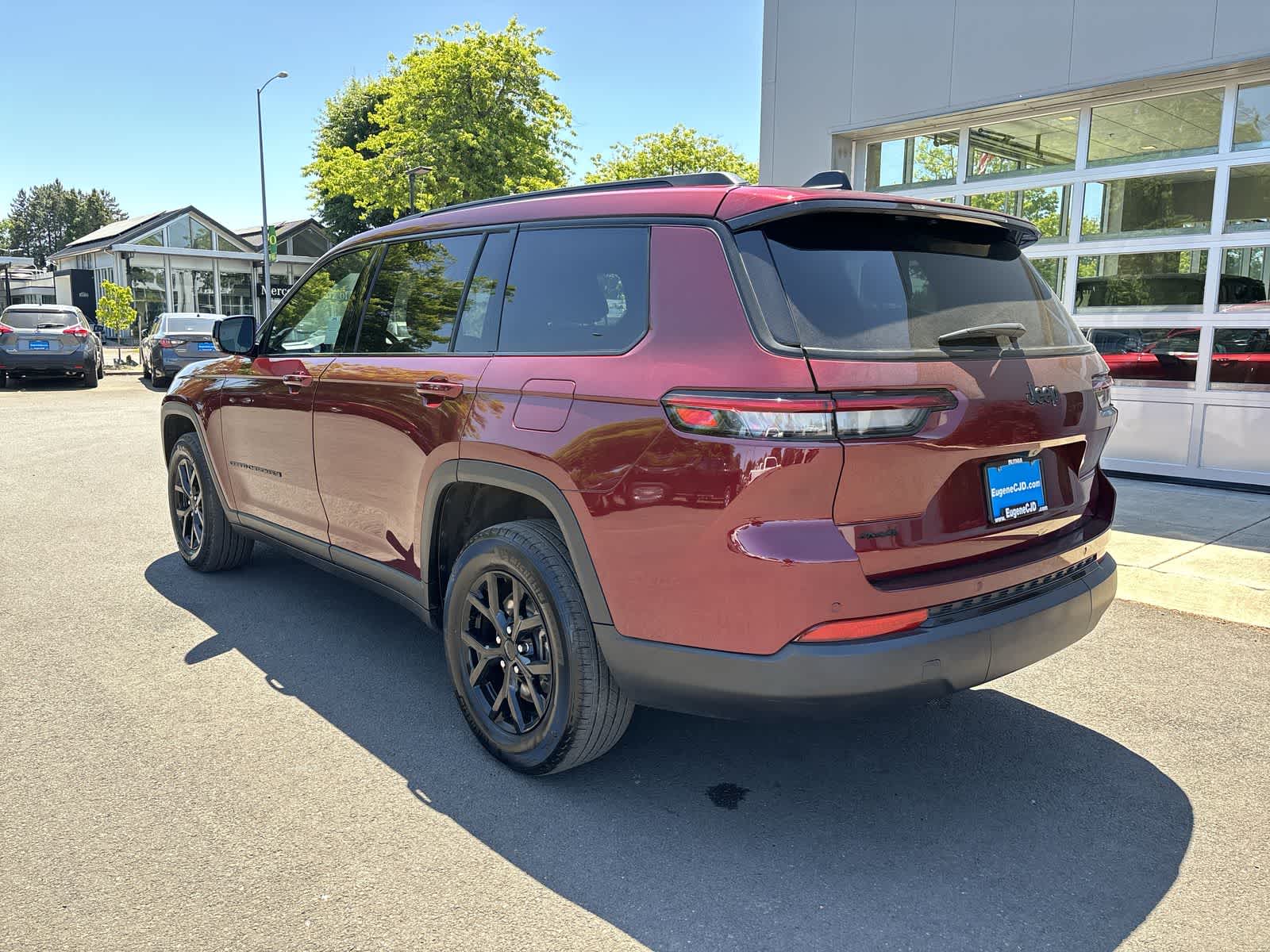 2024 Jeep Grand Cherokee L Laredo 3