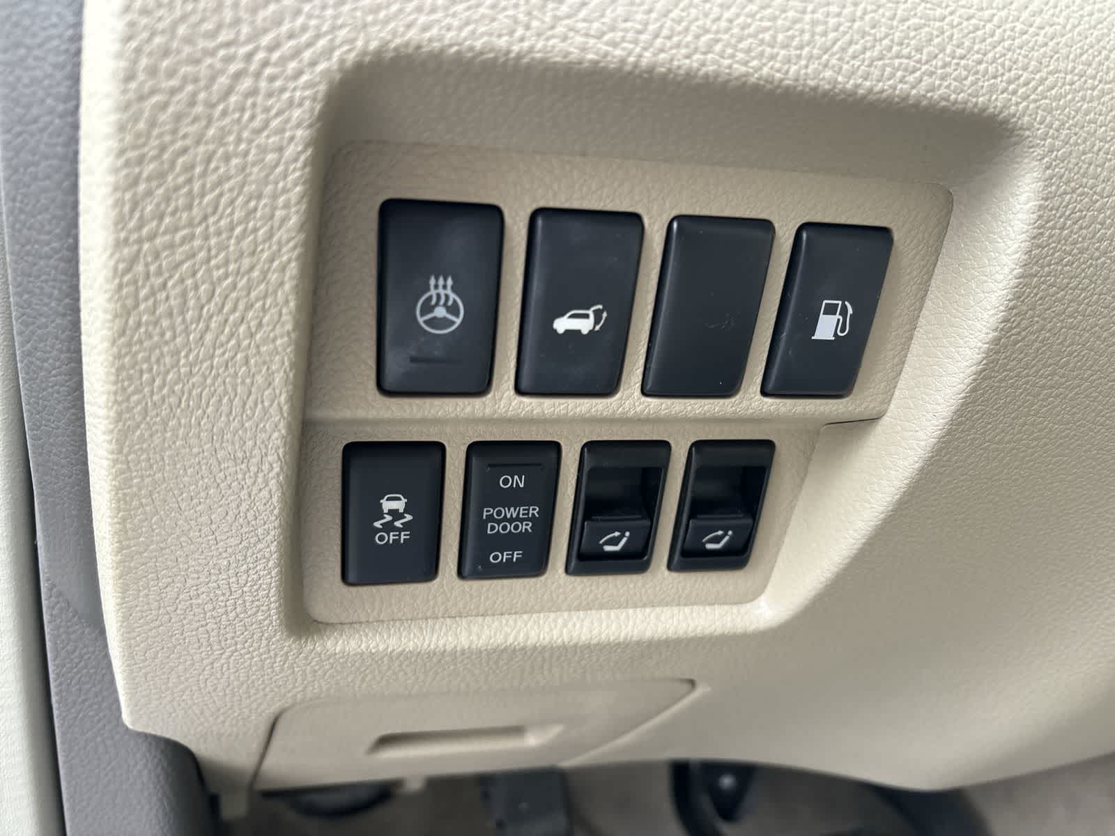 Thumbnail: 2011 Nissan Murano - 11