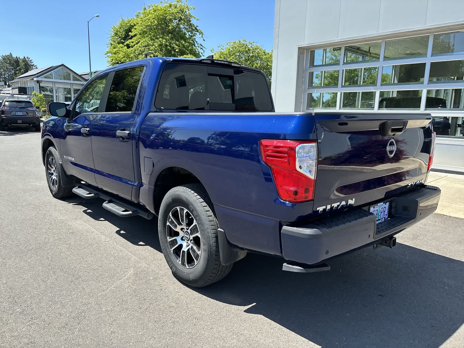 Thumbnail: 2023 Nissan Titan - 3