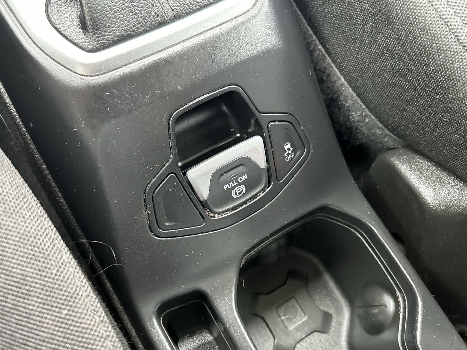 Thumbnail: 2021 Jeep Renegade - 27