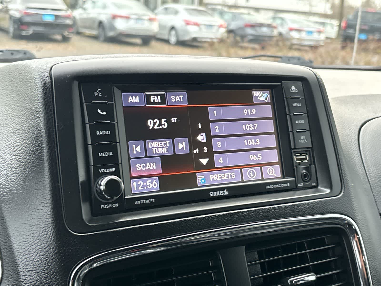 Thumbnail: 2019 Dodge Grand Caravan - 16