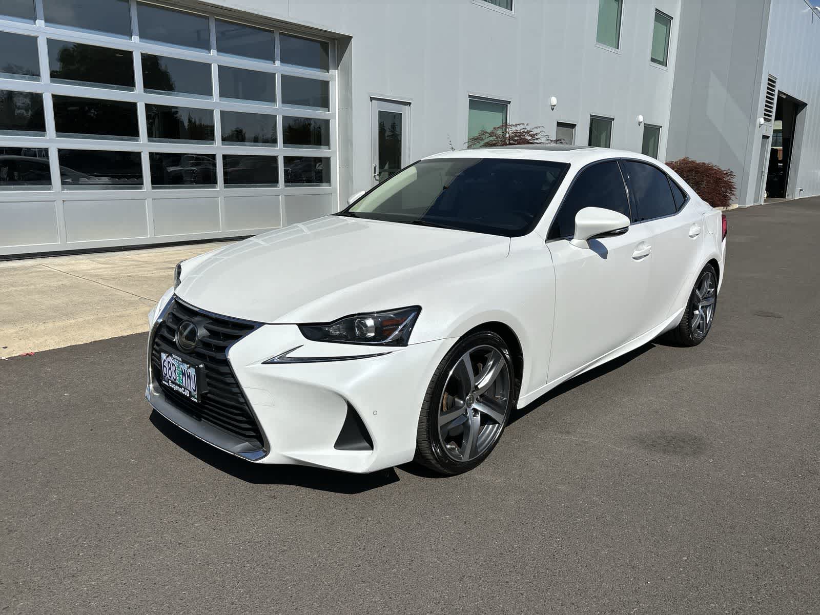 Thumbnail: 2017 Lexus IS - 1