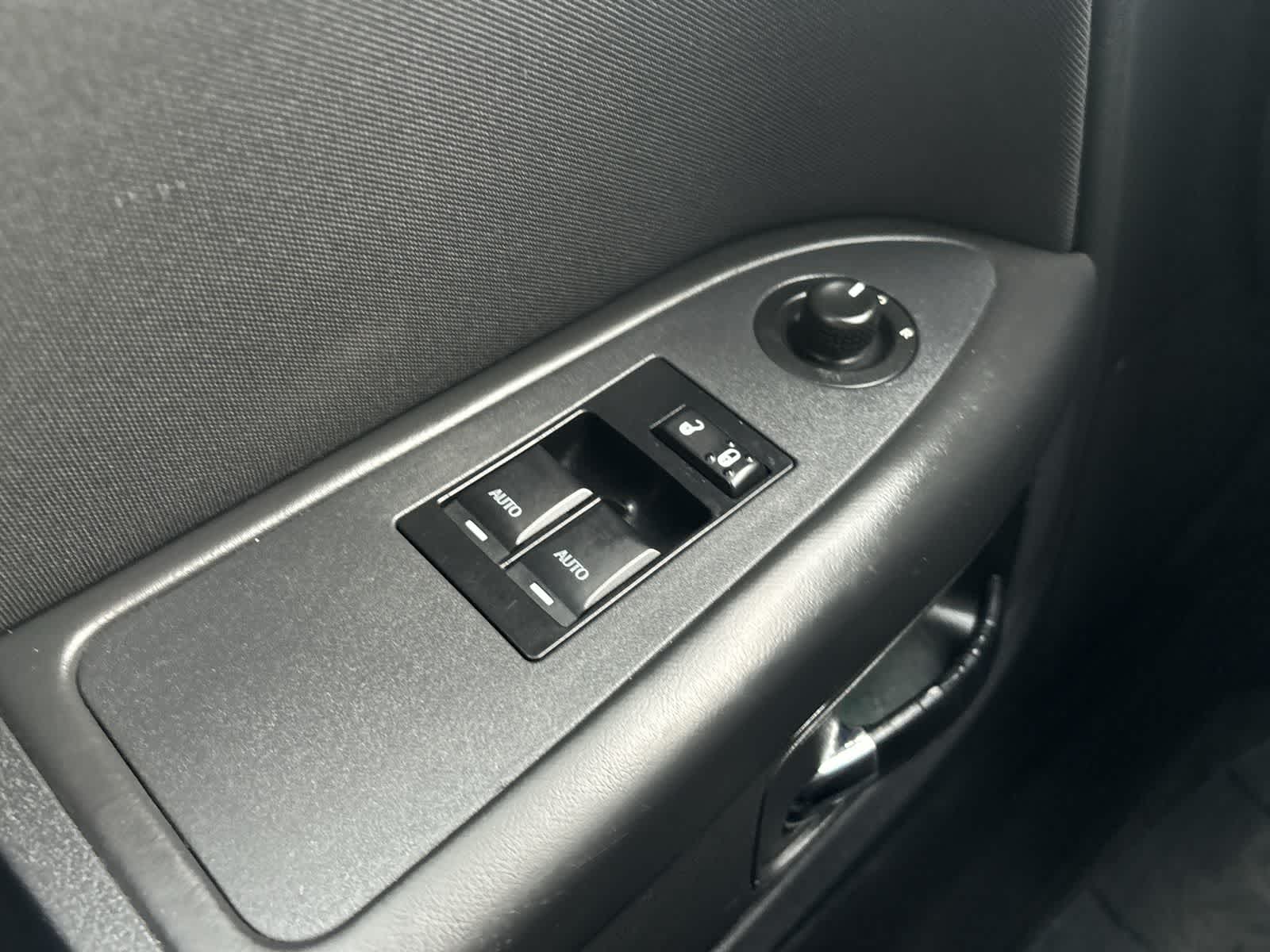 Thumbnail: 2013 Dodge Challenger - 22