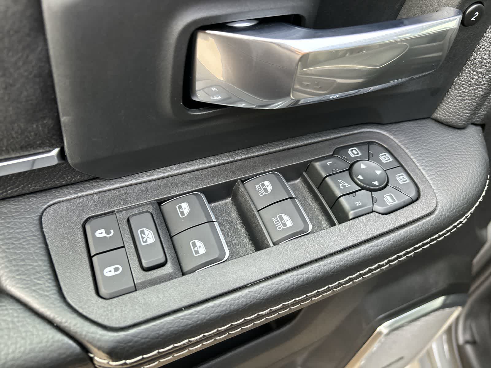 Thumbnail: 2026 RAM 2500 - 9