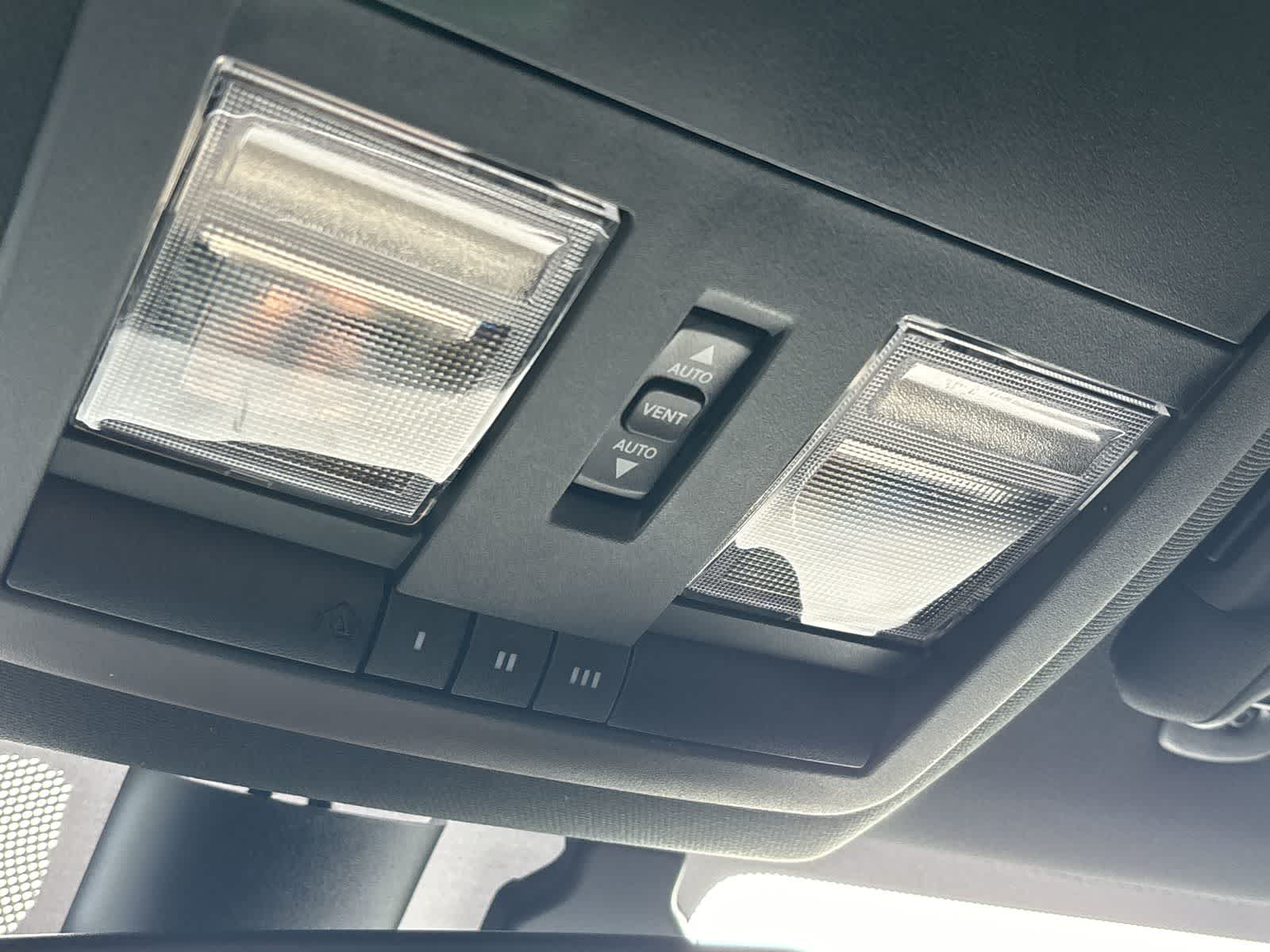 Thumbnail: 2022 Dodge Challenger - 29