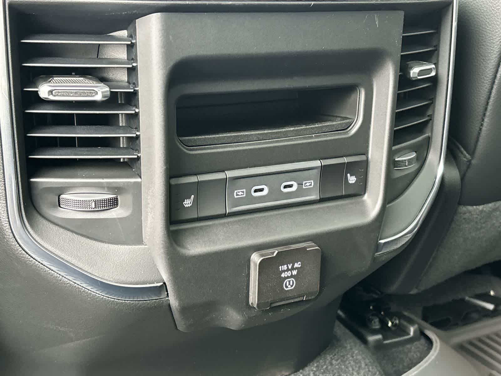 Thumbnail: 2026 RAM 1500 - 11