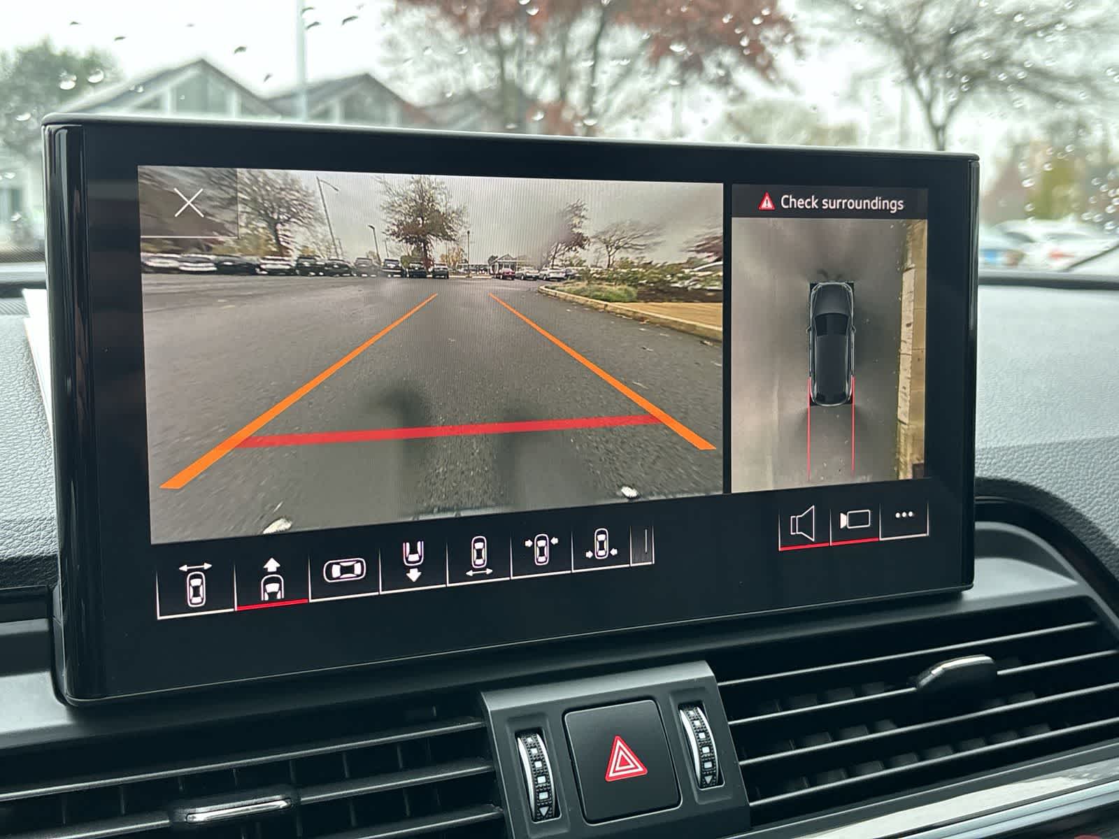 Thumbnail: 2024 Audi Q5 - 23