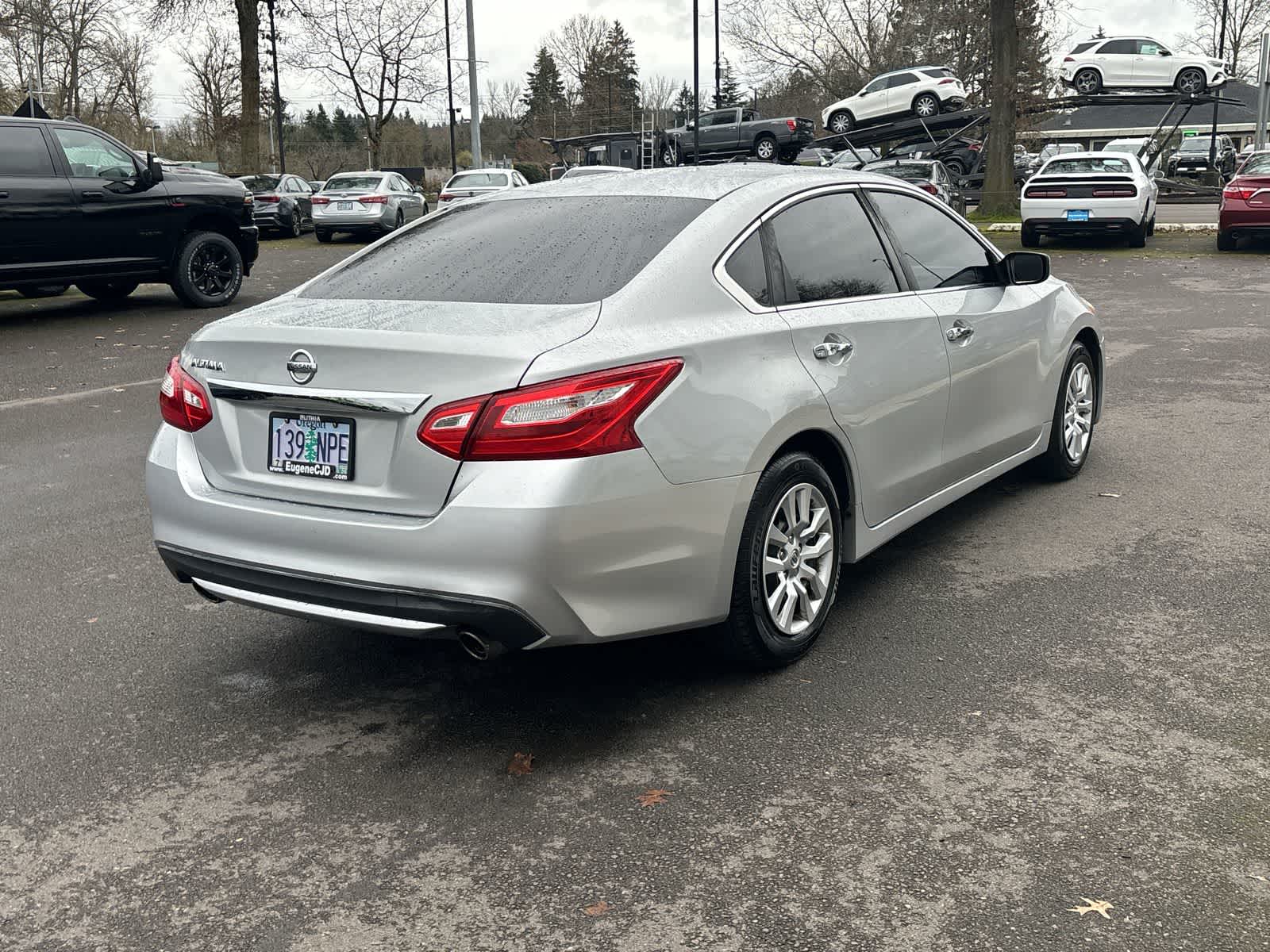 Thumbnail: 2016 Nissan Altima - 5