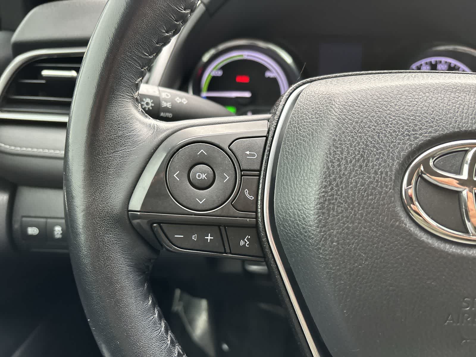 Thumbnail: 2020 Toyota Camry - 13